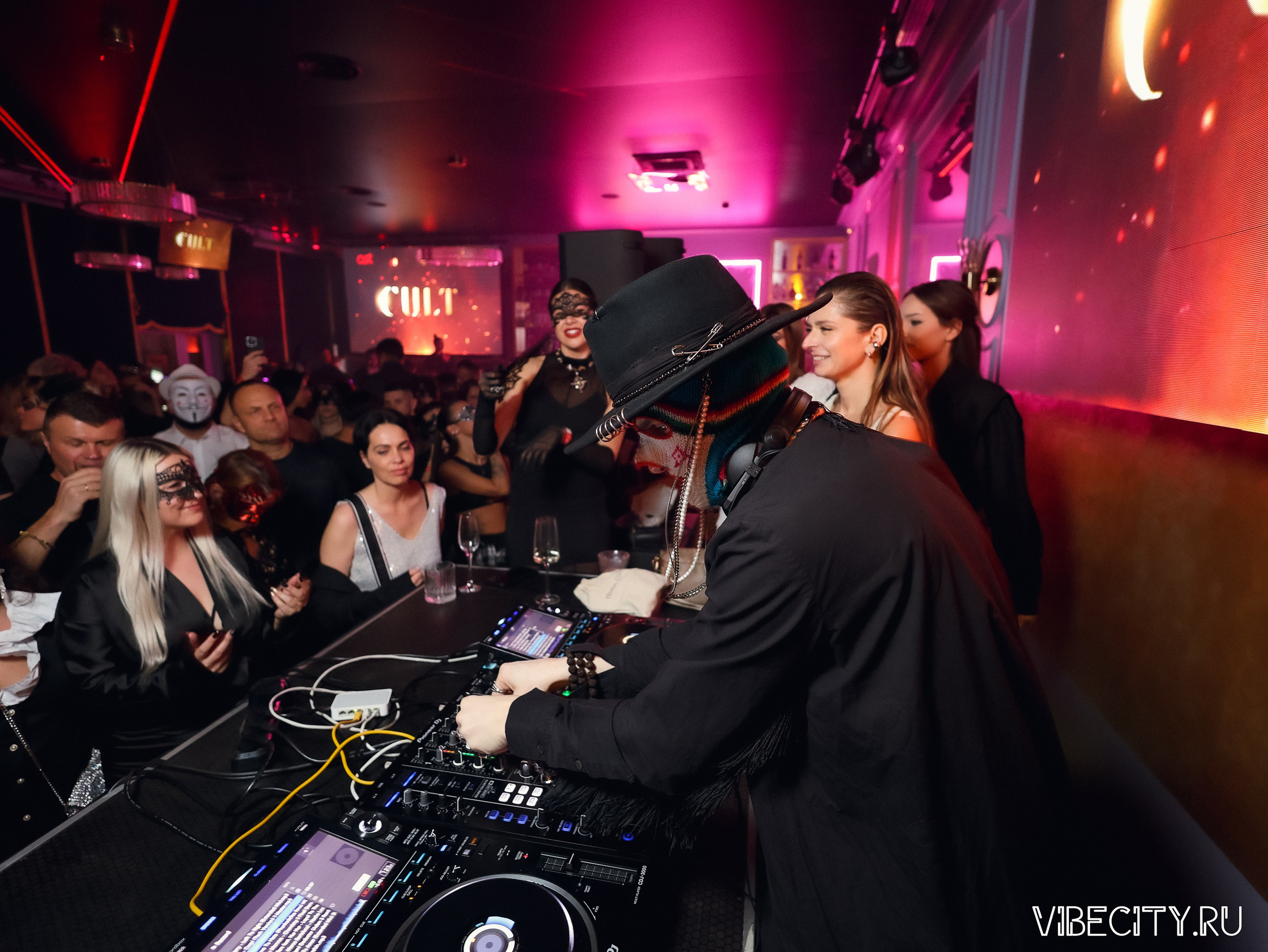 CULT MASQUERADE X GRAND PALACE. VIBECITY.RU Вайб Сити Ру Фоторепортажи Фотоотчеты Калининград