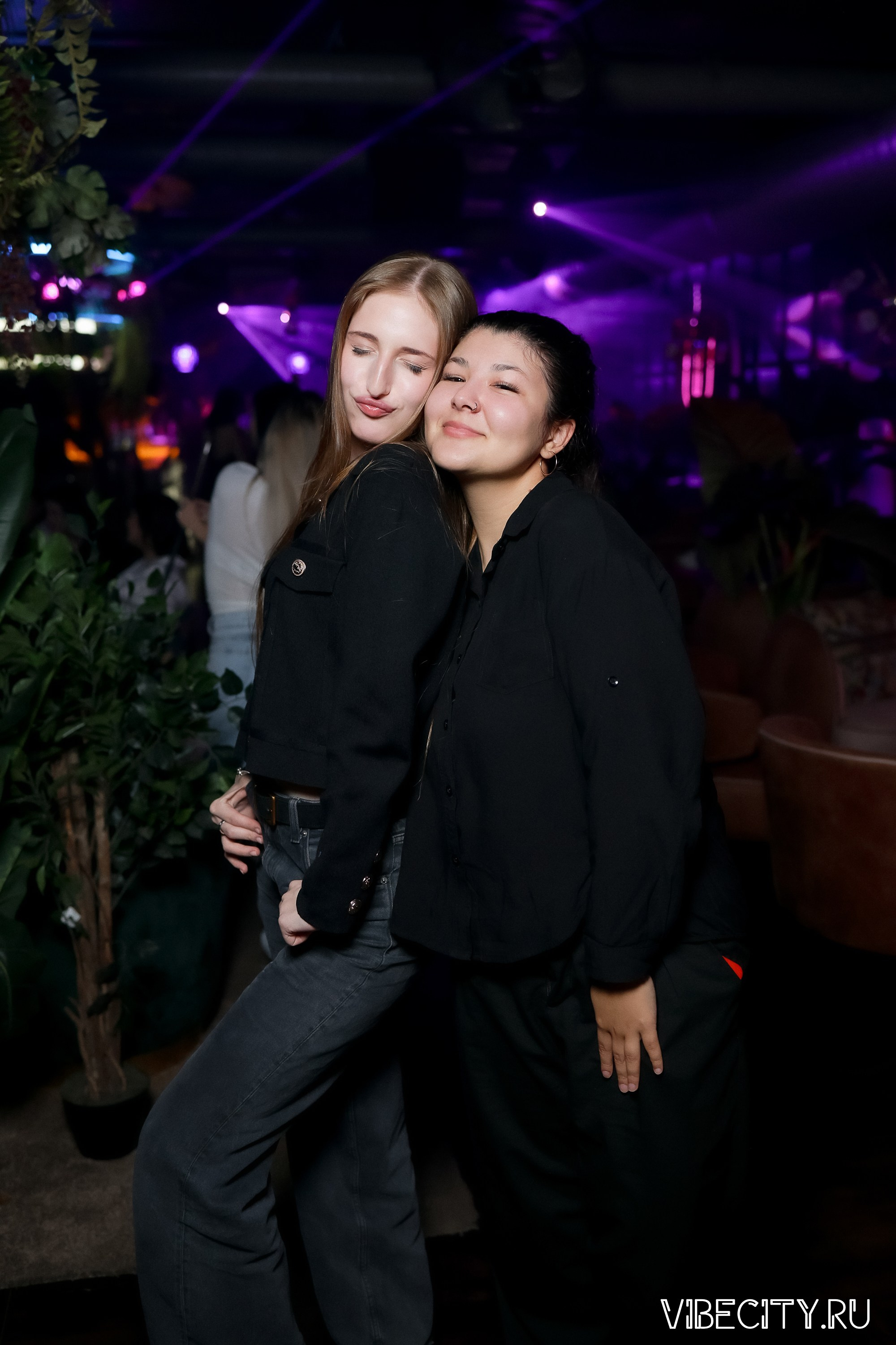 DOUBLE U. VIBECITY.RU Вайб Сити Ру Фоторепортажи Фотоотчеты Калининград