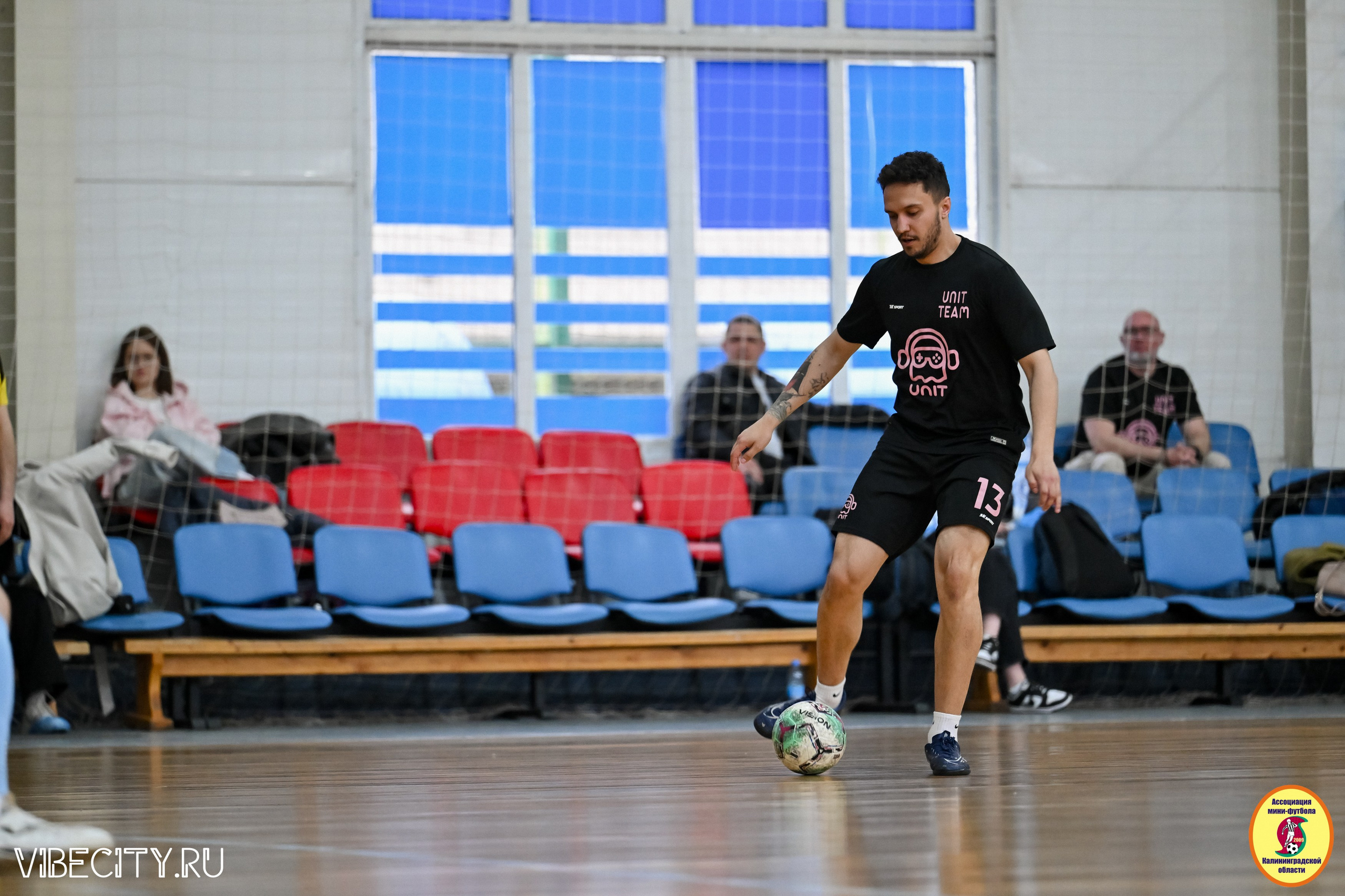 8 тур Корпоративной Бизнес-Лиги по футзалу. VIBECITY.RU Вайб Сити Ру Фоторепортажи Фотоотчеты Калининград