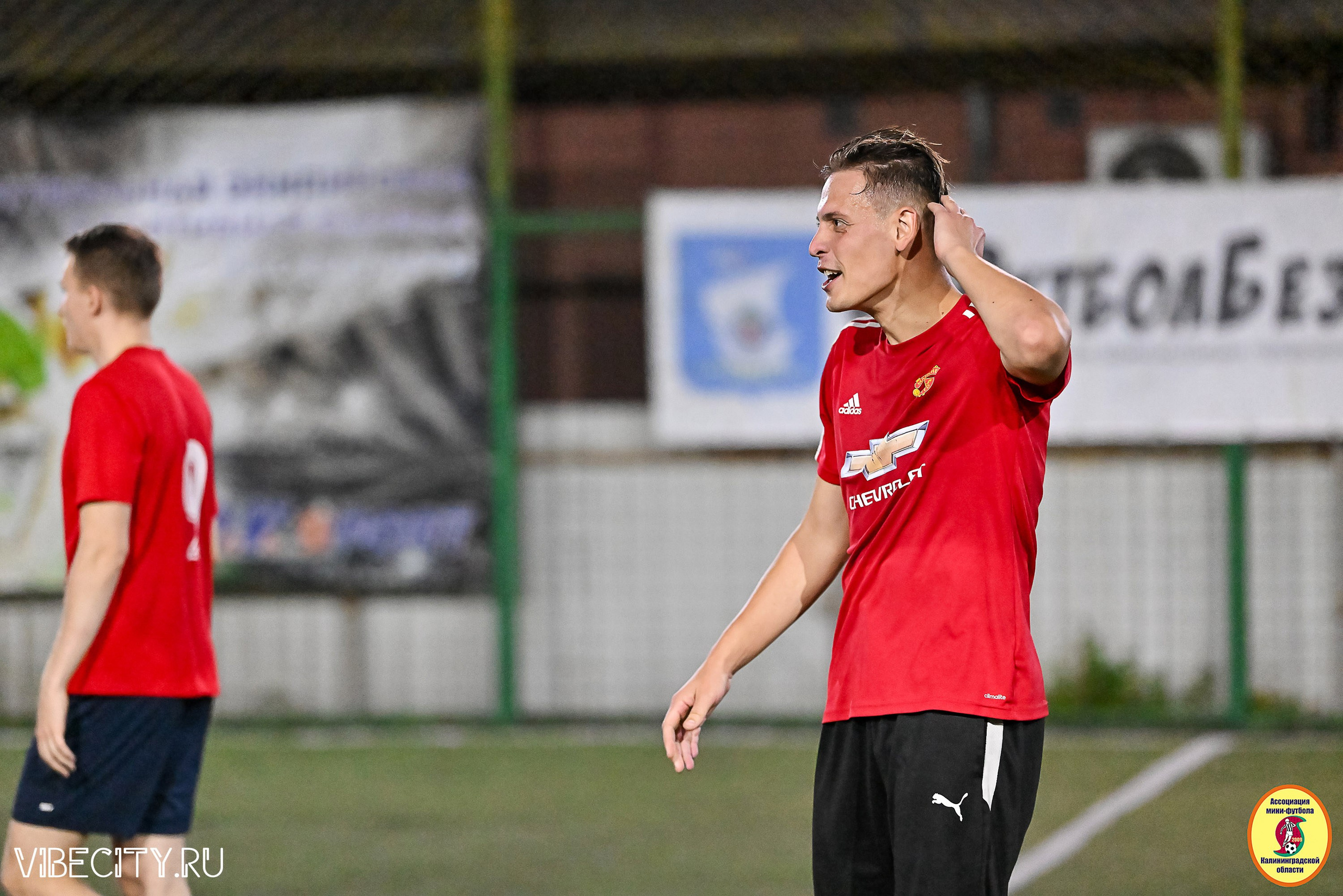 ФИНАЛЬНЫЕ ИГРЫ КУБКА МИНИ-ФУТБОЛЬНОЙ ЛИГИ И КУБКА КОРПОРАТИВНОЙ МФЛ 2025. VIBECITY.RU Вайб Сити Ру Фоторепортажи Фотоотчеты Калининград
