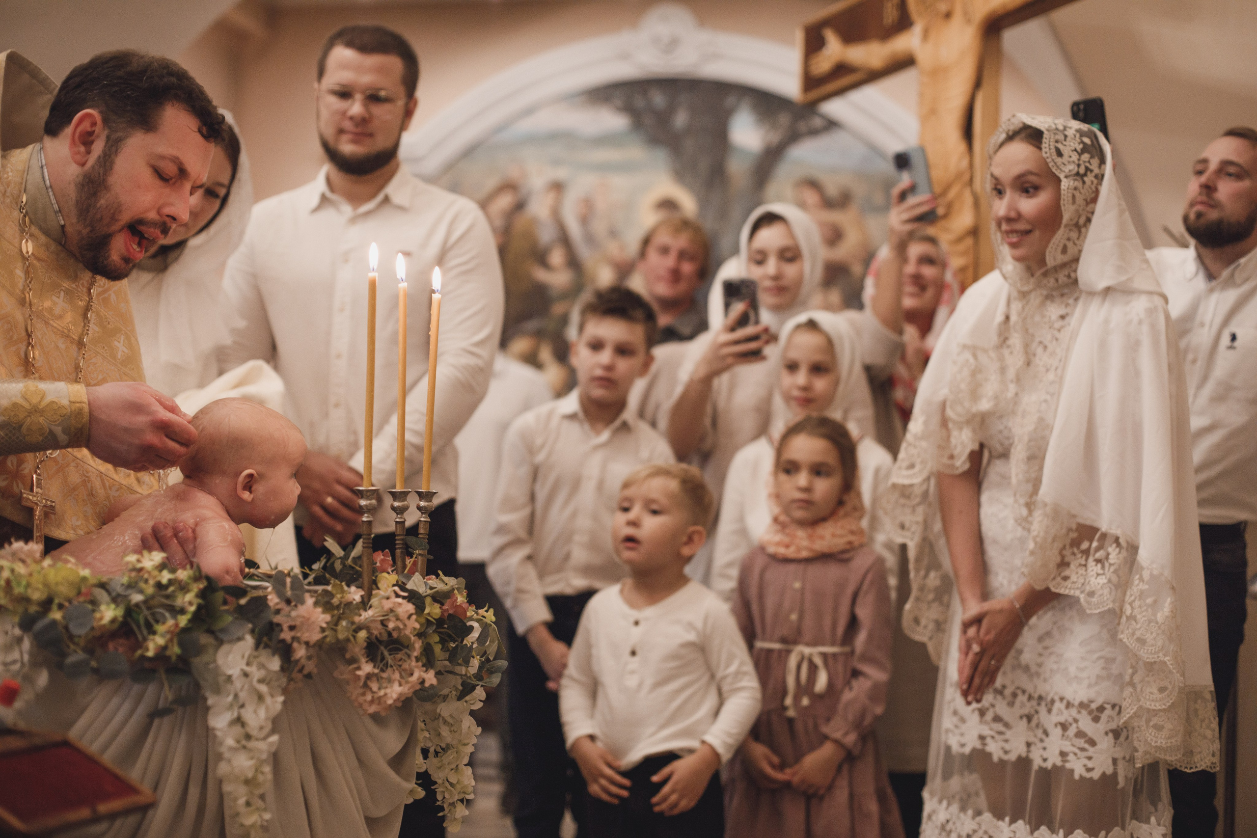 Фотосъёмка таинства крещения в Белгороде. Свадебный и контент фотограф в Белгороде Ярослав Гаврилейченко