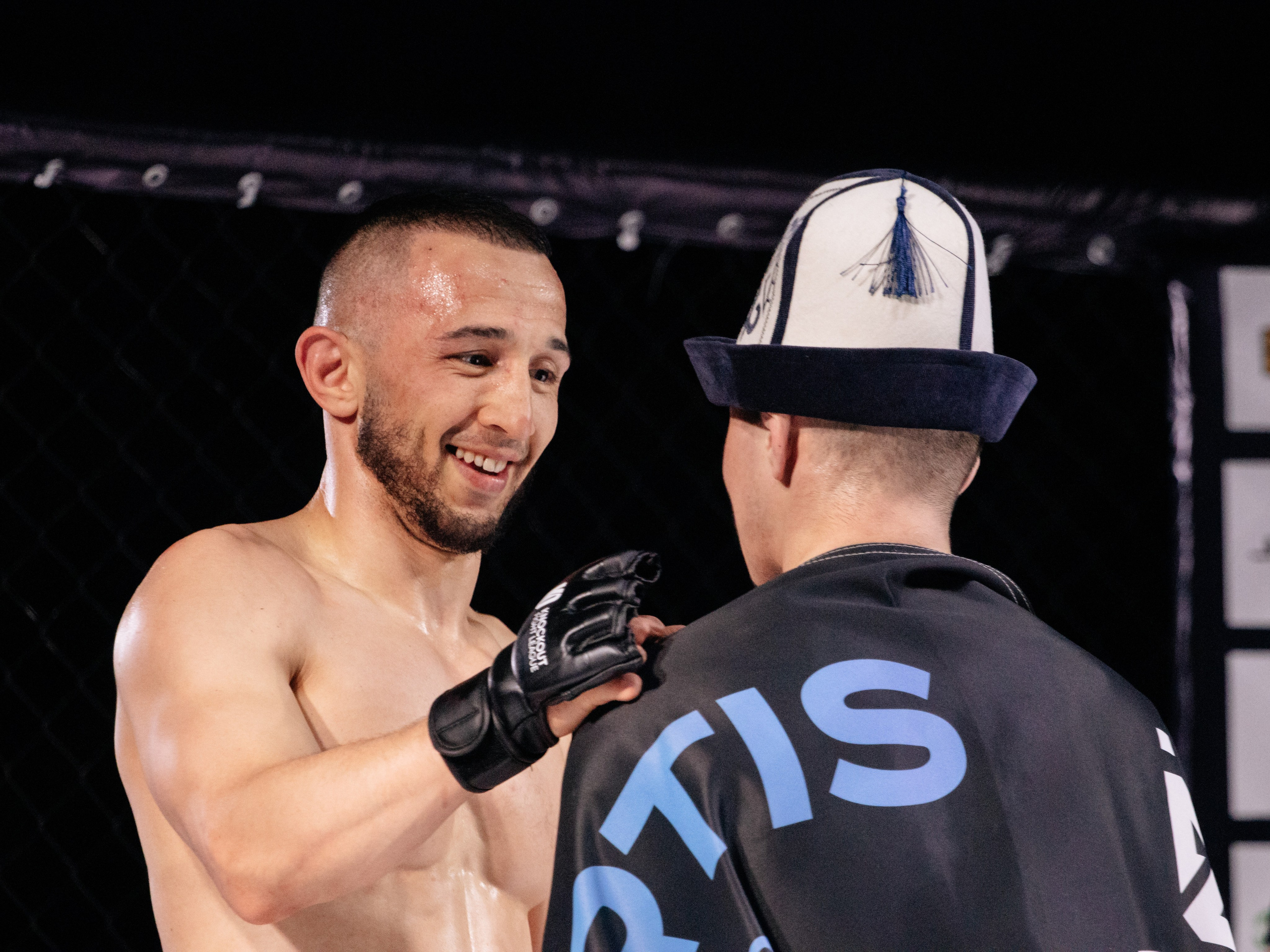 Бойцовская лига «KNOCK OUT». KRIS KRUPINNIKOVA