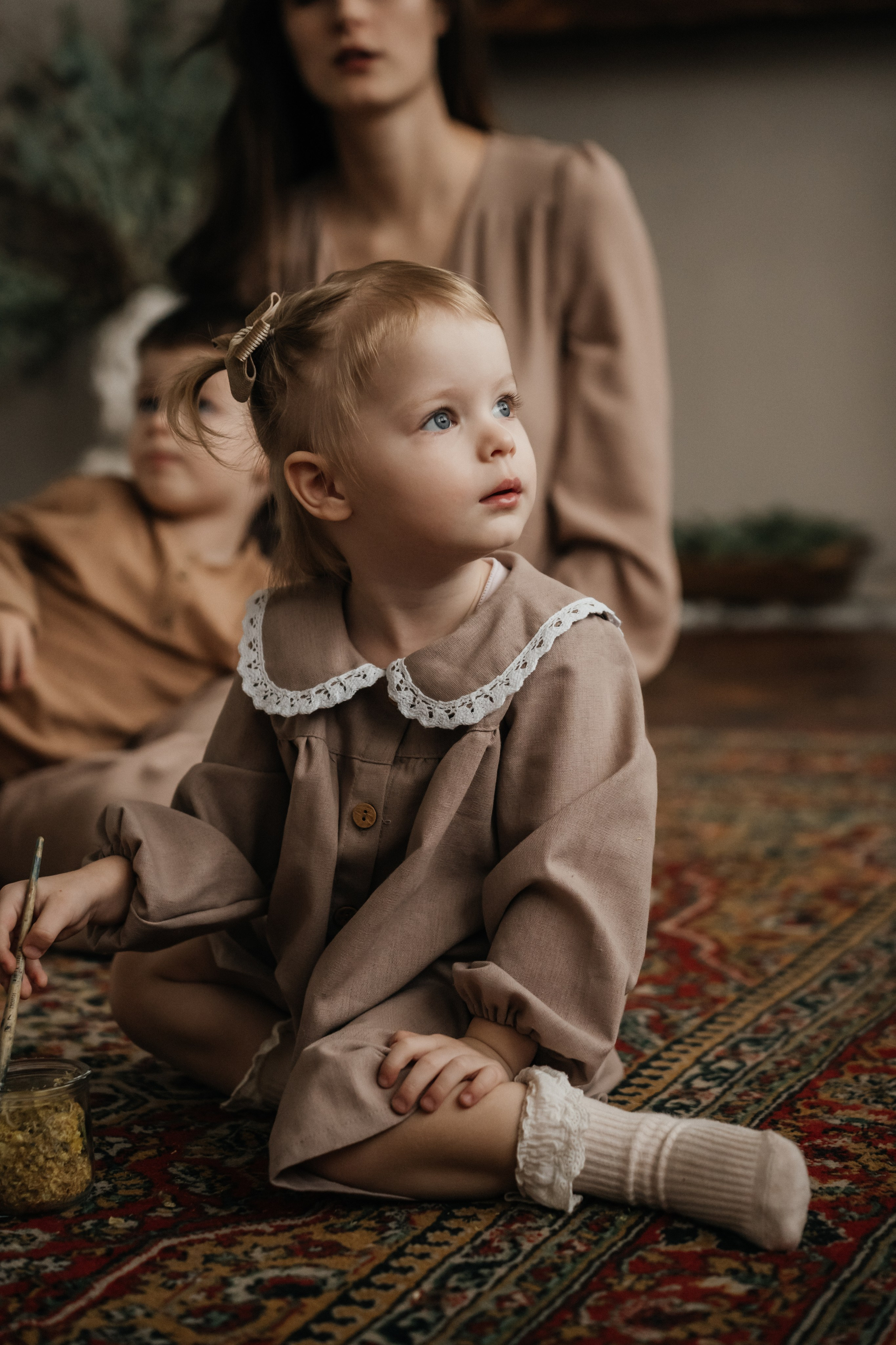 В мастерской. Ваш фотограф Вика Артемова