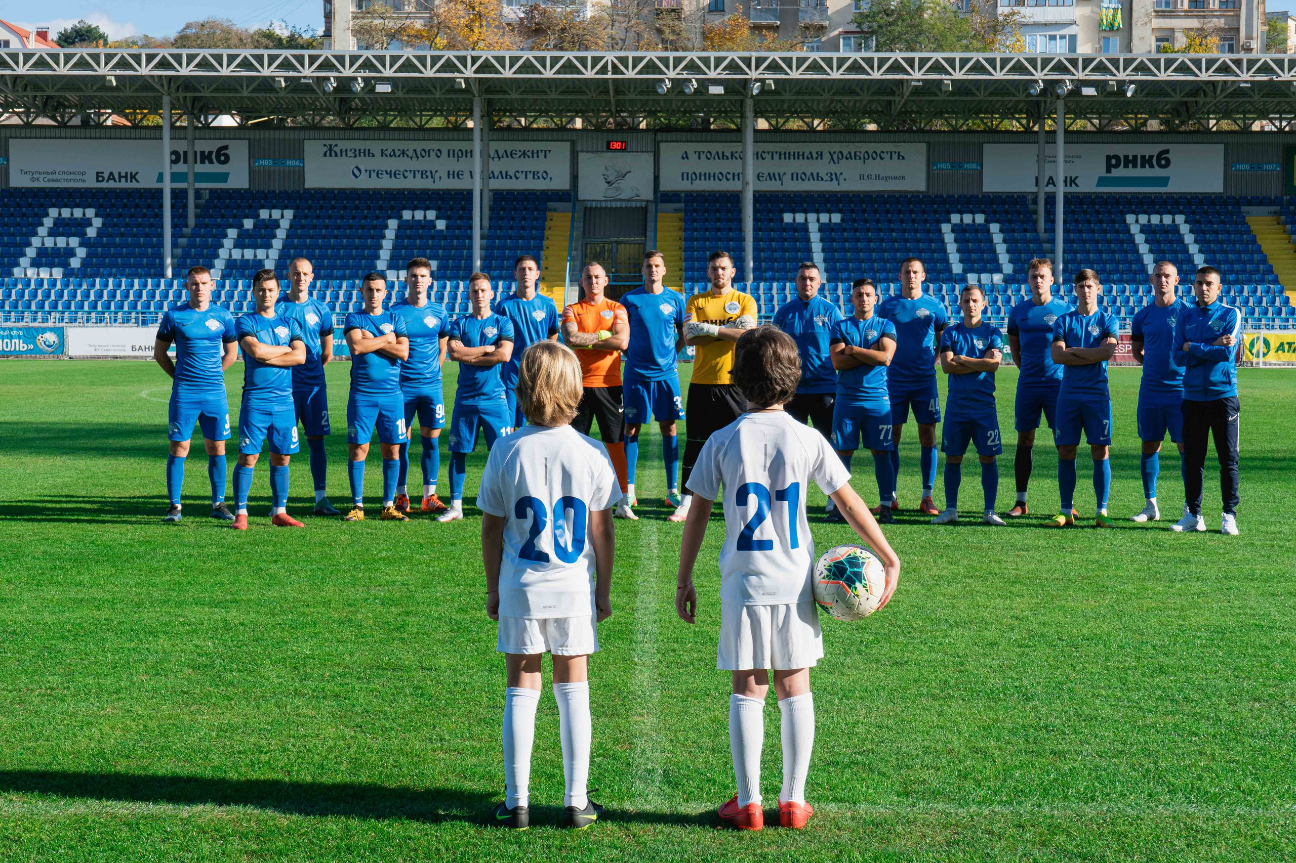 Фотосъёмка для Бизнеса на Пхукете – контент для продвижения, рекламы и маркетинга. Ян Долматов — фотограф, видеограф и продюсер на Пхукете, Таиланд