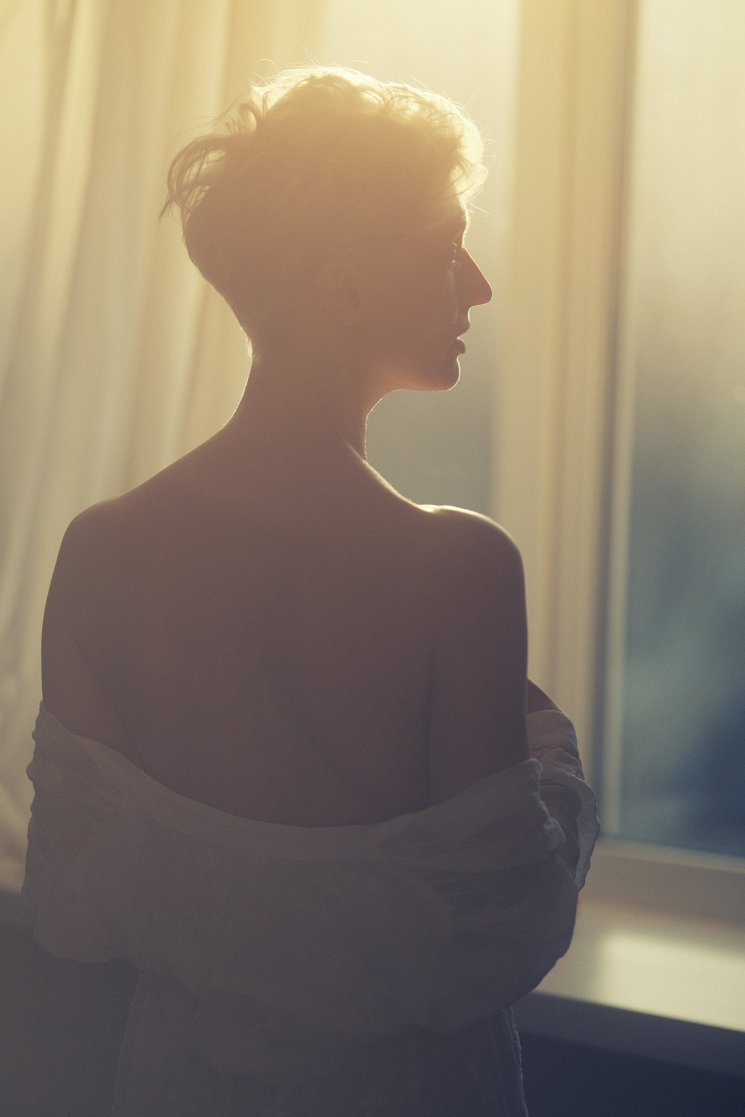 Фотограф Михаил Гуляев. Фотосессия в Новосибирске. Фотосессия ню в студии. Фотосессия ню на природе.