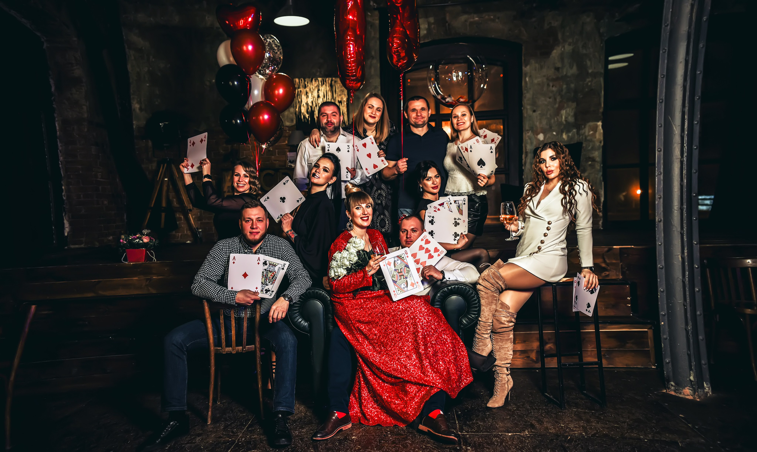 Тематическая вечеринка на юбилей 35 лет. Свадебный, семейный, детский, контент фотограф в Омске Максим Ильин