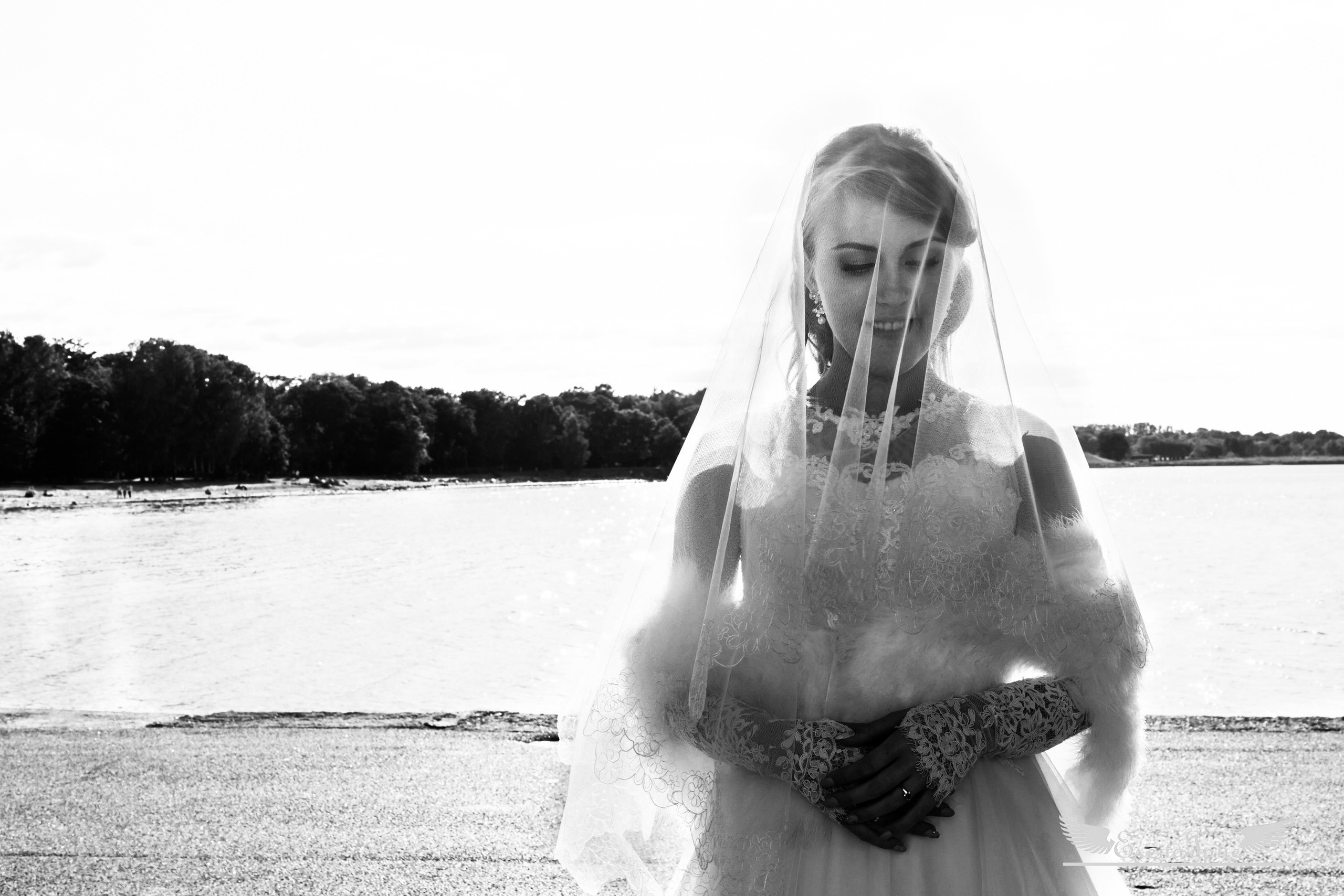 Регистрация в Петергофе, прогулка на метеоре. Елизавета и Роман. Свадебный, семейный и контент фотограф в Санкт- Петербурге Елена Грие