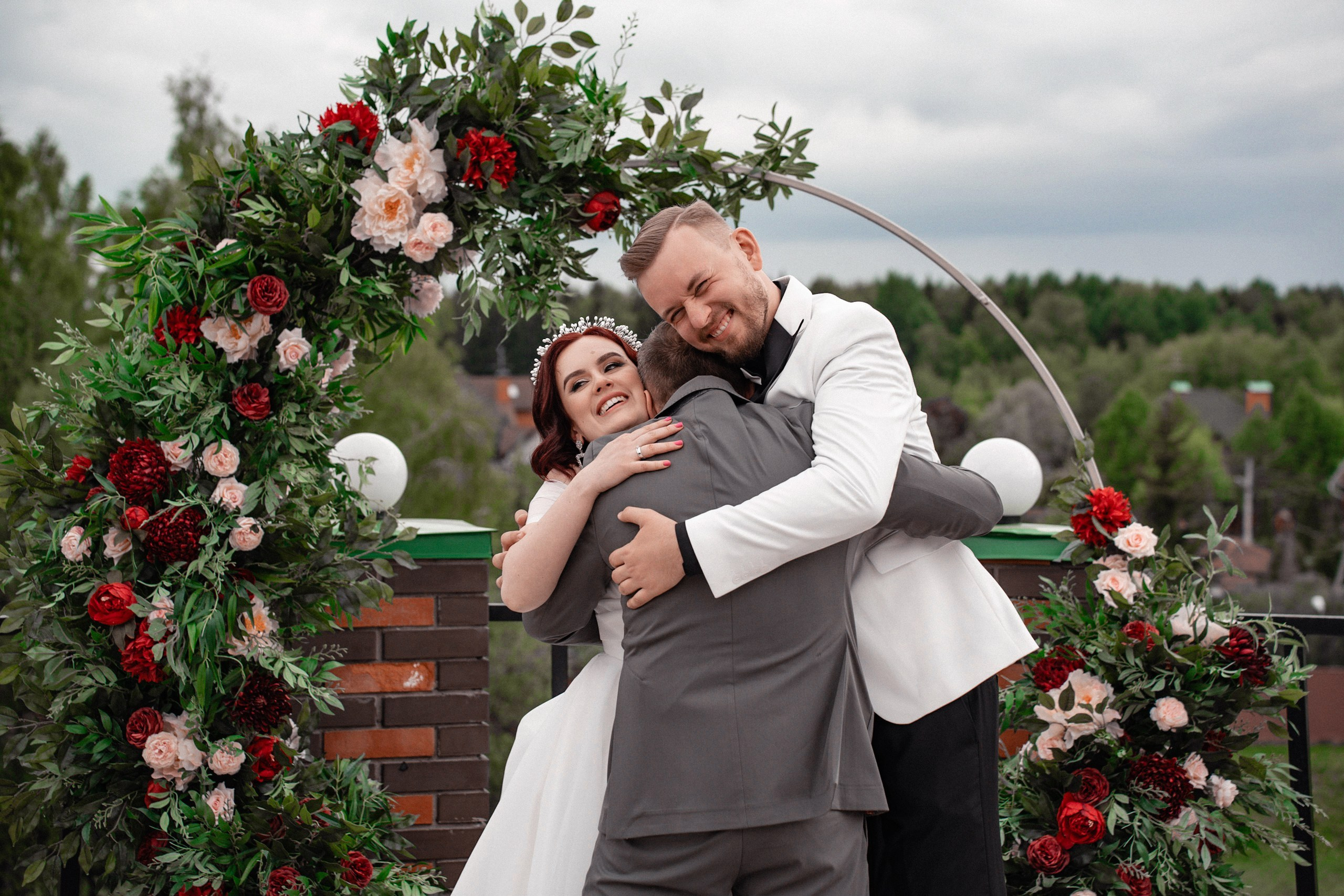 Свадебная фотосессия в Loft «Manhattan» в Пучково. Свадебный фотограф в Пучково