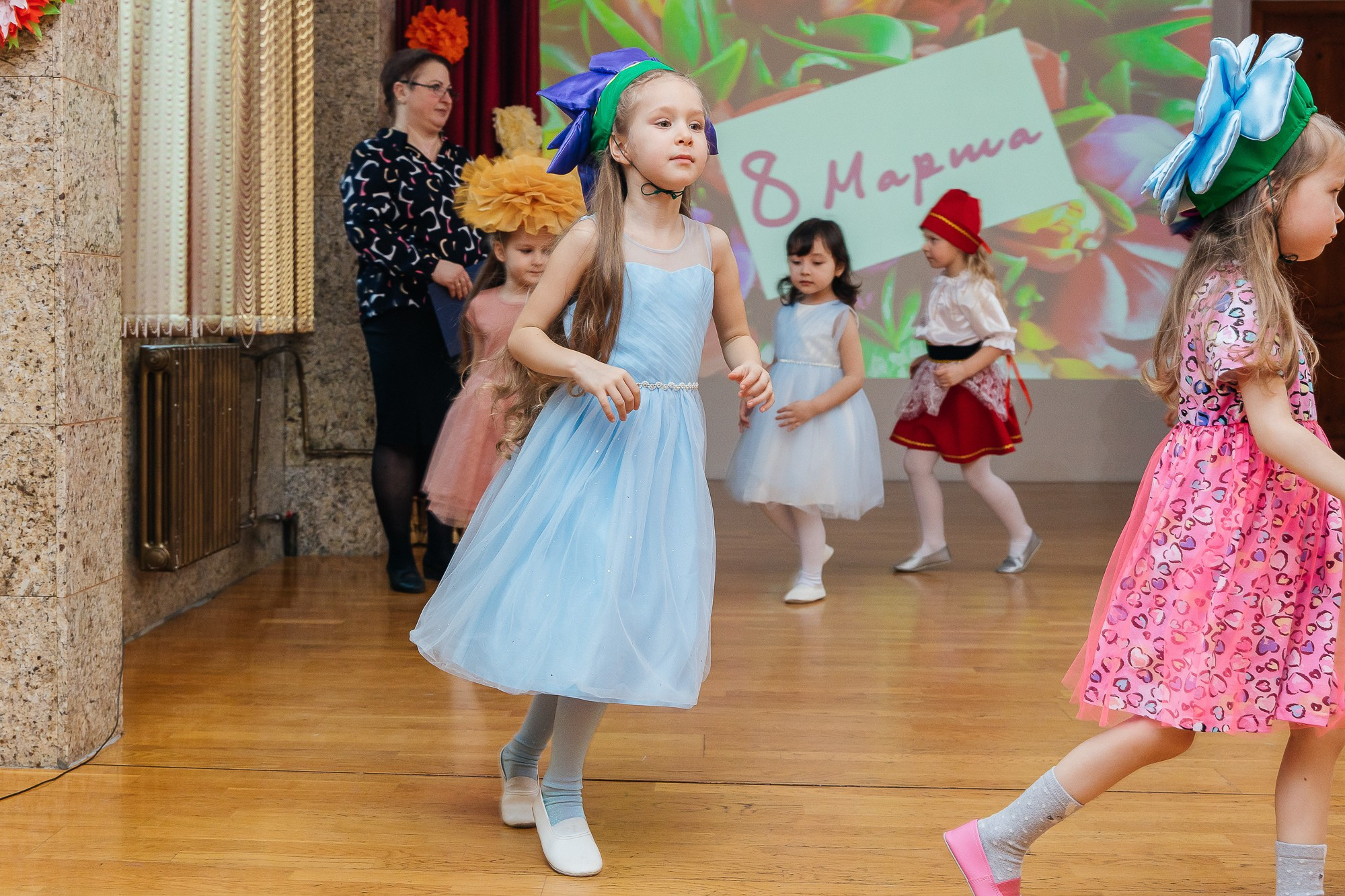 Детский сад № 93 — Утренник (07.03.2024). Свадебный и семейный фотограф Крамар Наталья