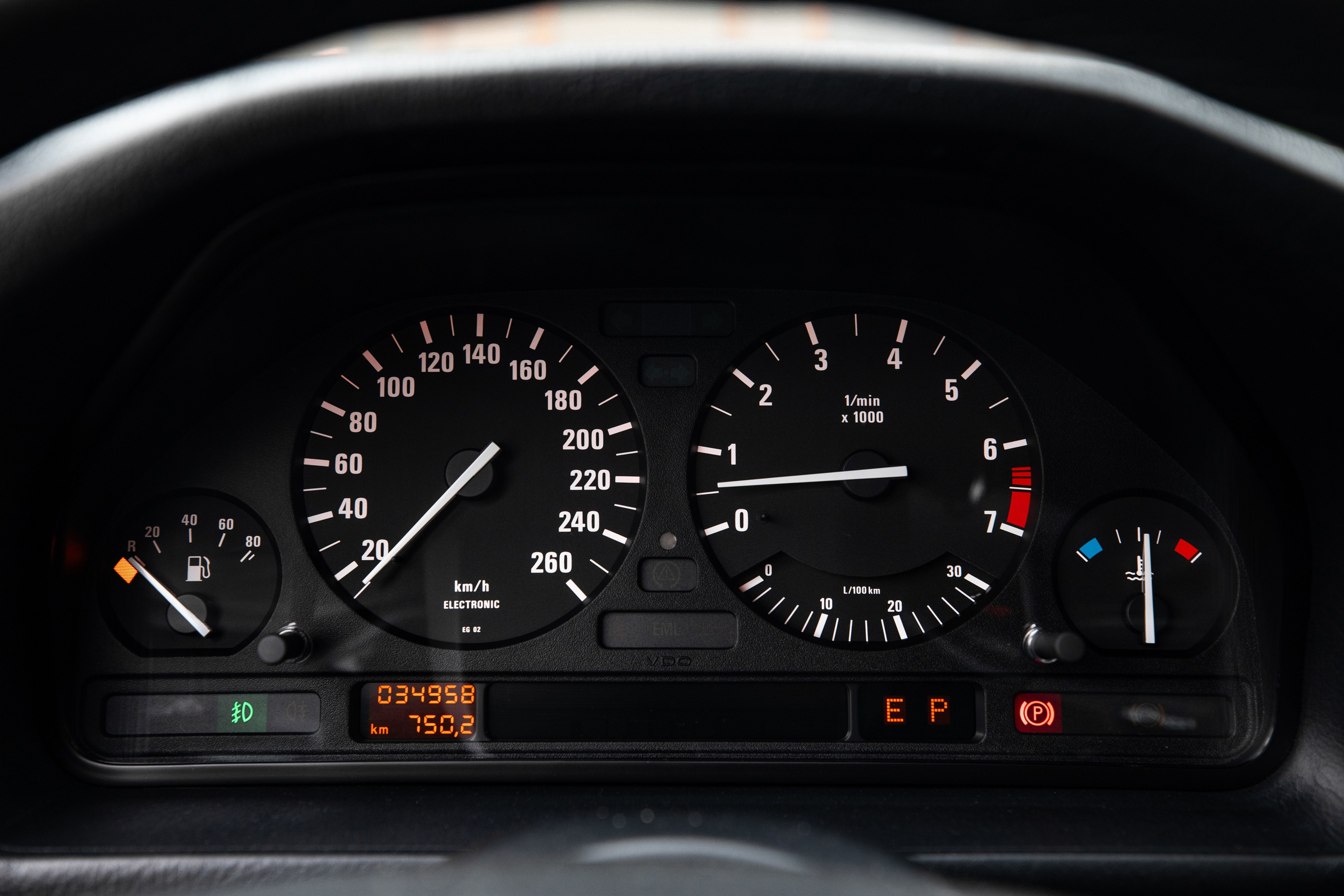 BMW E34. Автомобильный фотограф в Москве Андрей Емельянов