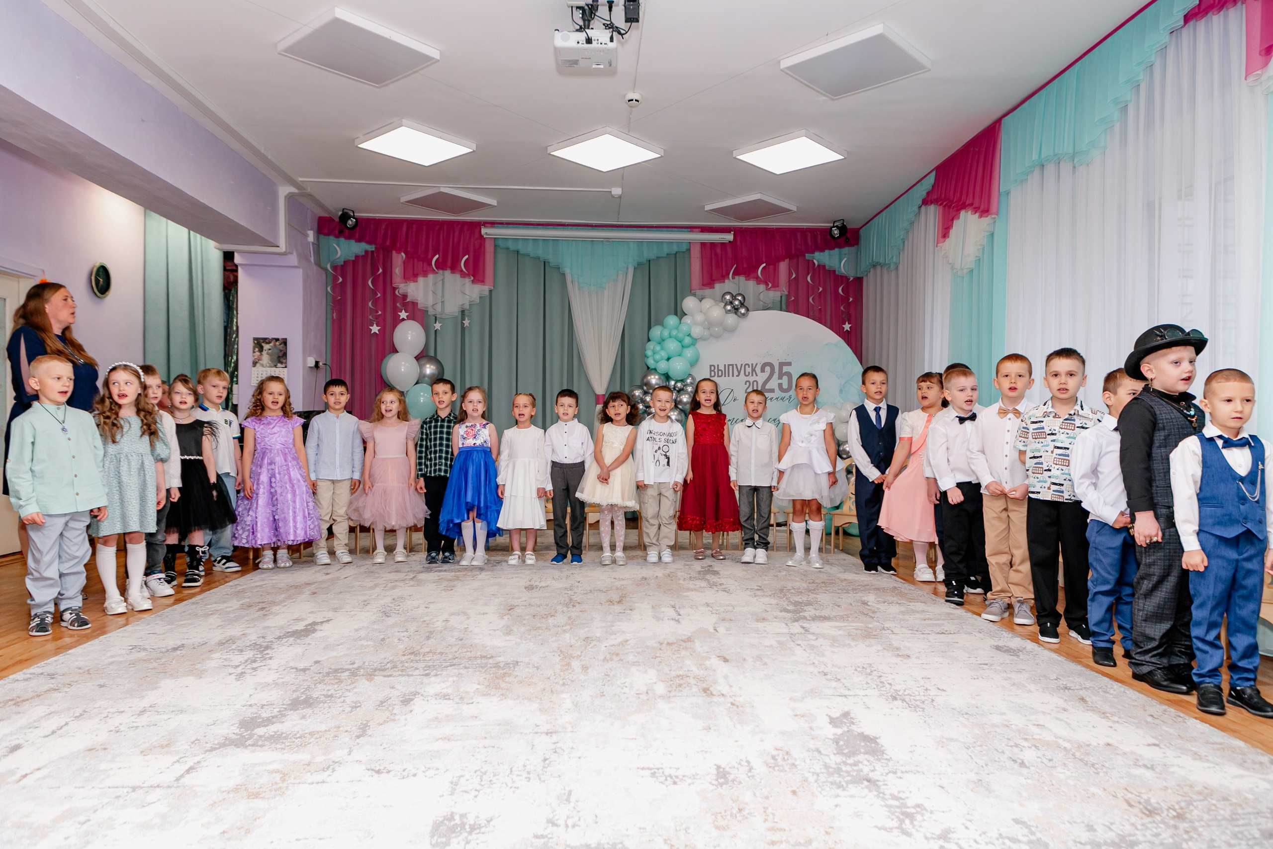 ВЫПУСКНОЙ ДЕТСКИЙ САД. Контент фотограф, съемка для маркетплейсов, фуд съемка и репортажи в Новосибирске Ралия Галеева