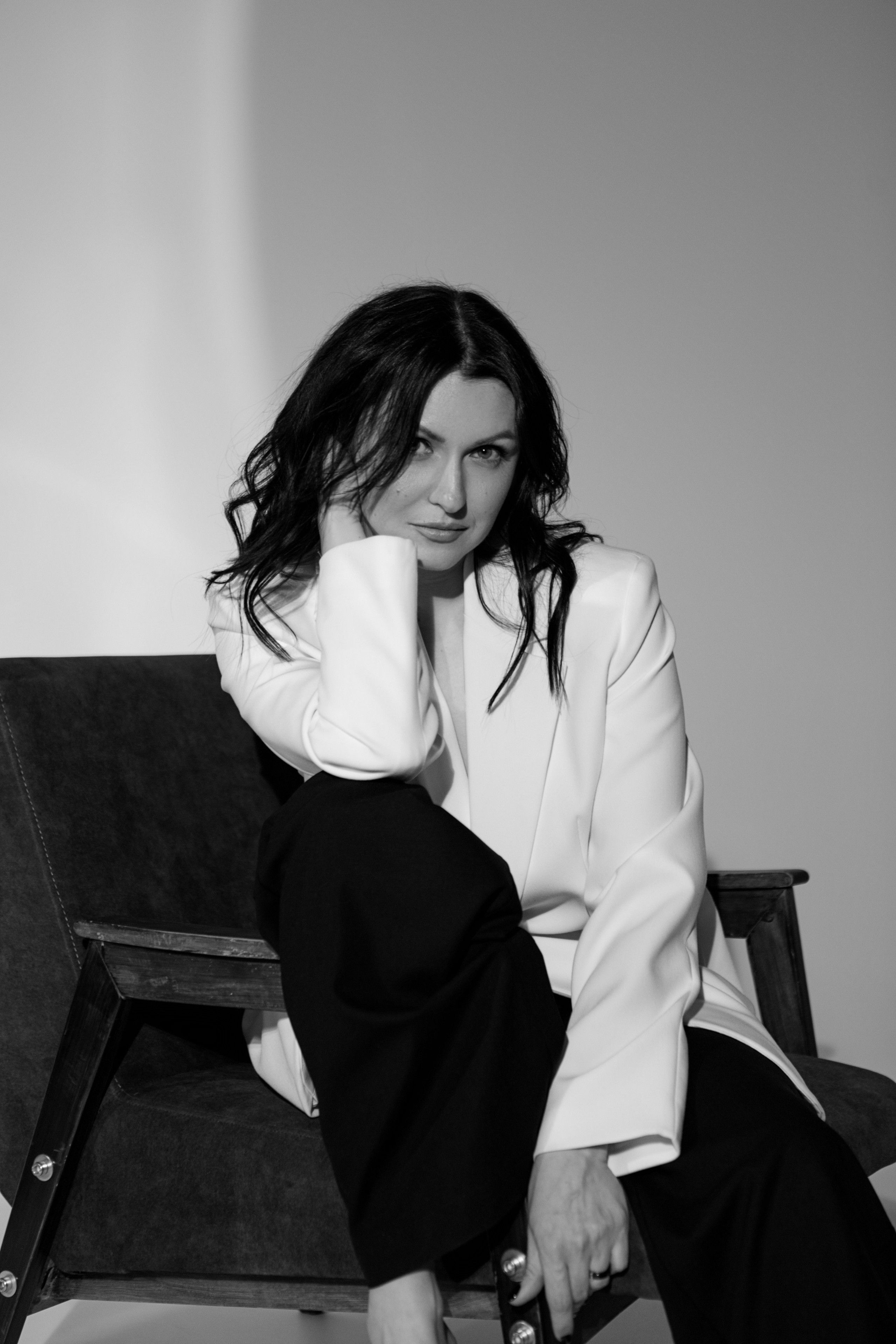 Анна ч/б. Главная