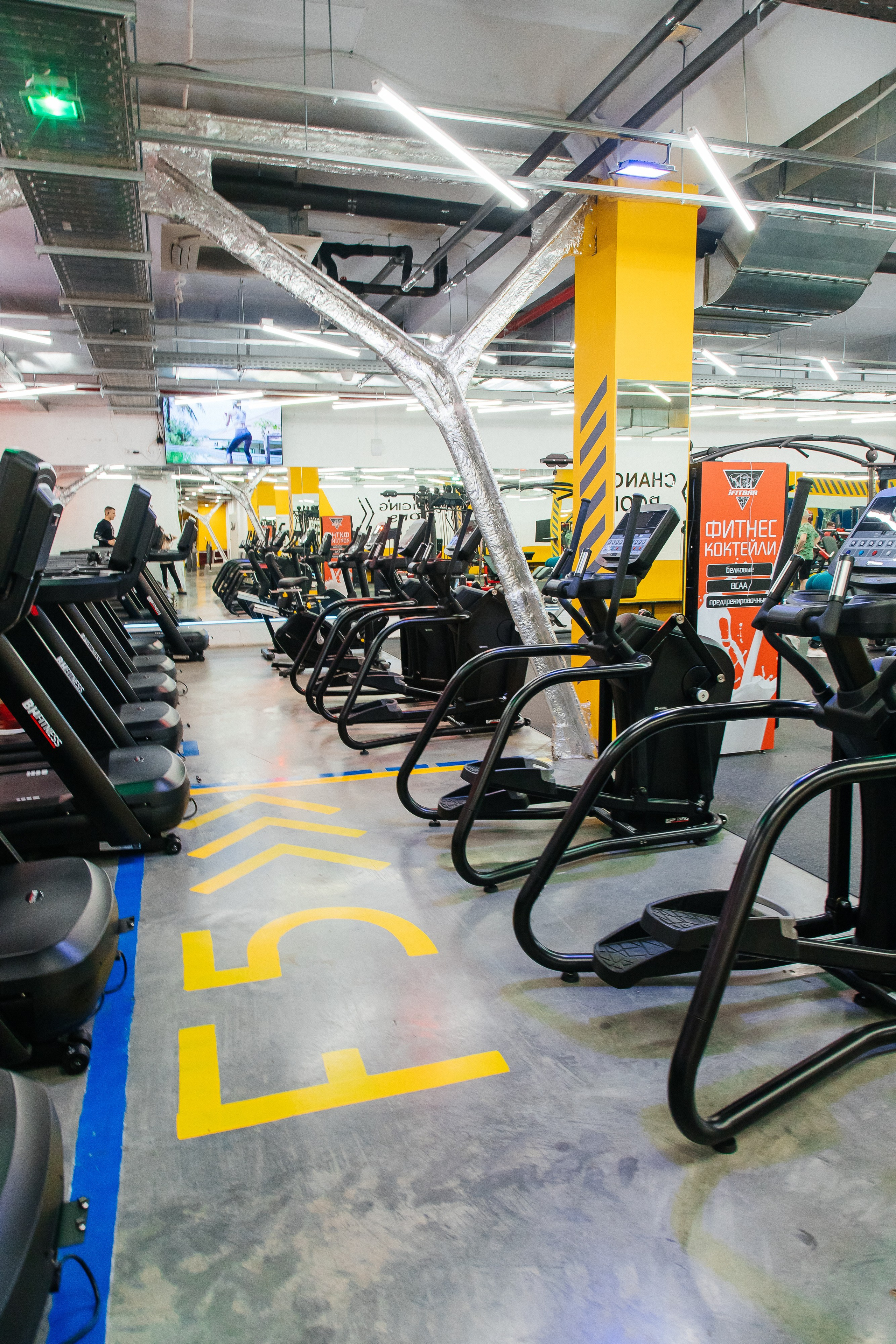 Тренажерный зал. Креативный и женский Фотограф Омске Наталья Лебедева