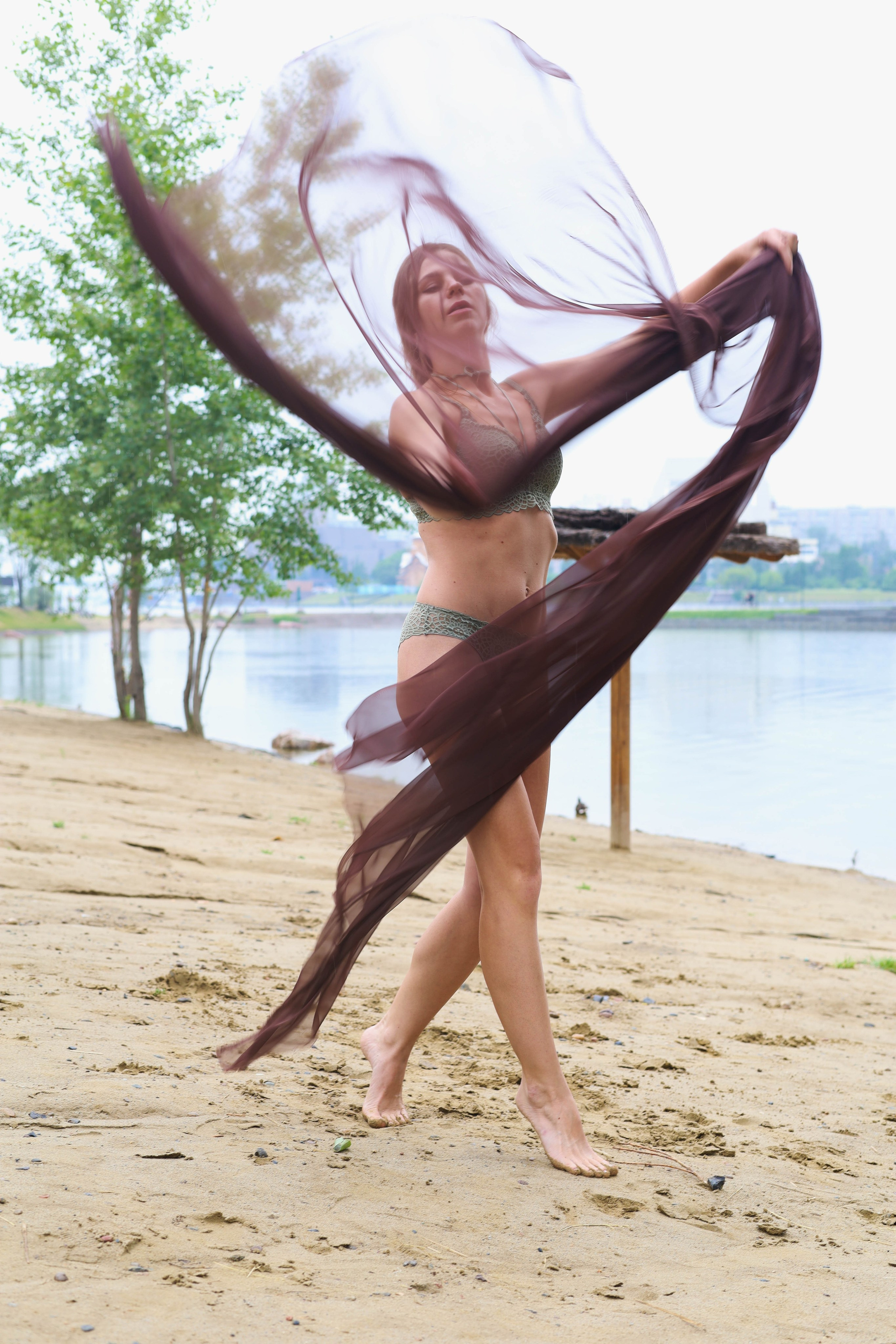 Дарья в дождь. Фотограф в Красноярске Никитина Мария