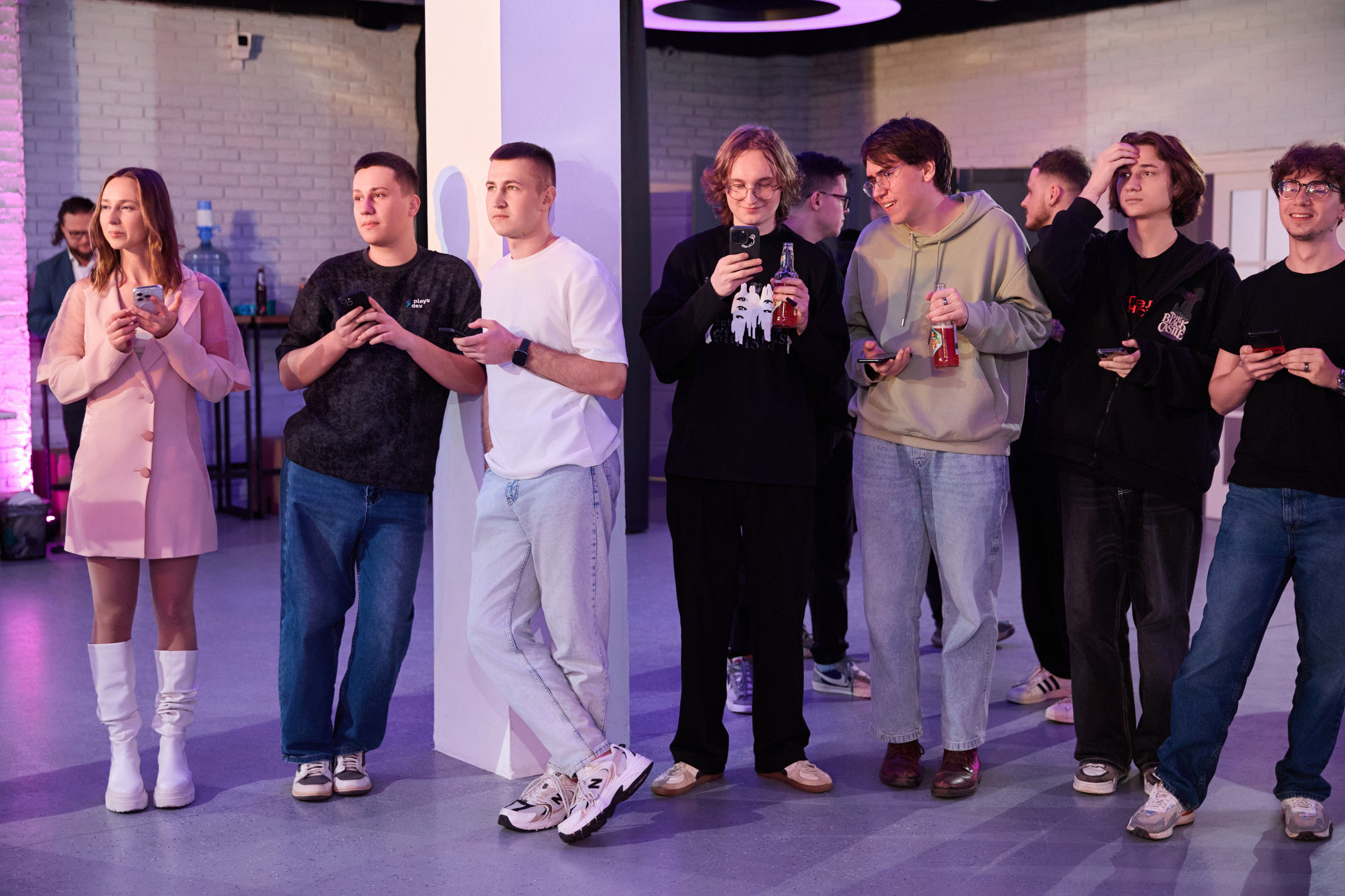 ДР PlayDevs. Свадебная, репортажная фотосъемка и видеосъемка в Минске. Илья и Юлия Ширмановы. Фотограф | Видеограф | Минск