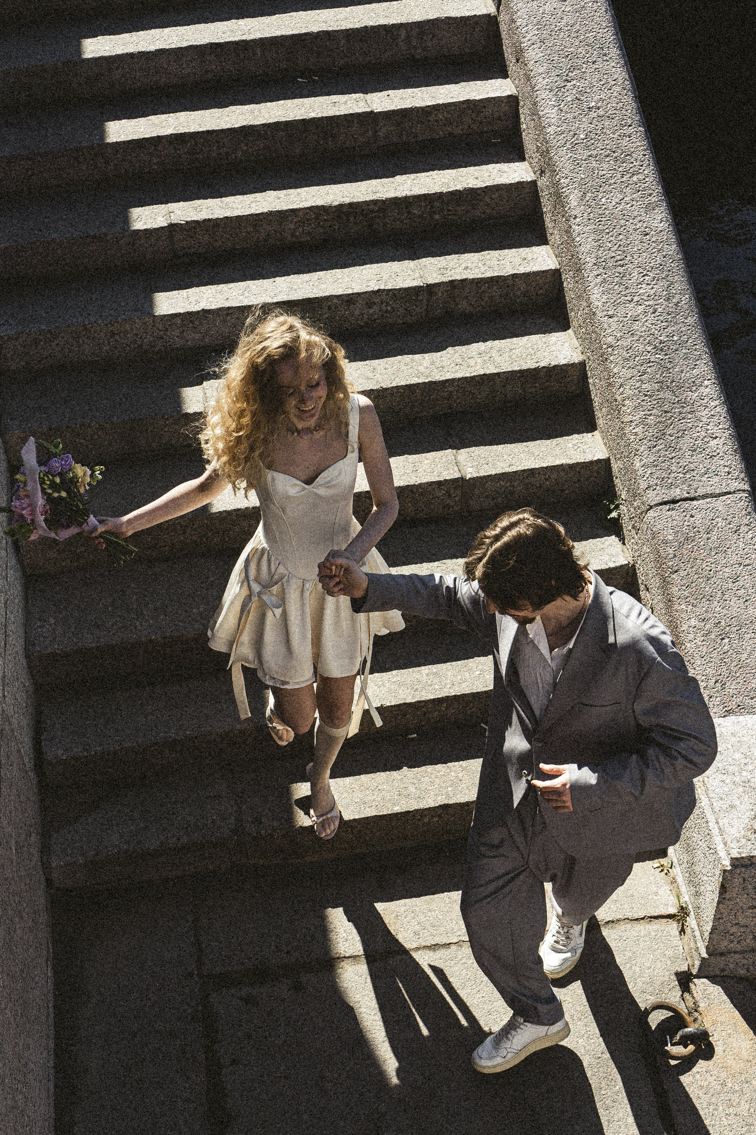 СВАДЕБНАЯ ПРОГУЛКА ПО ПЕТРОГРАДКЕ ВЕСНОЙ. СВАДЕБНАЯ ФОТОСЕССИИЯ НА ПЕТРОГРАДКЕ. Профессиональный фотограф, Санкт-Петербург — Виктория Богомолова