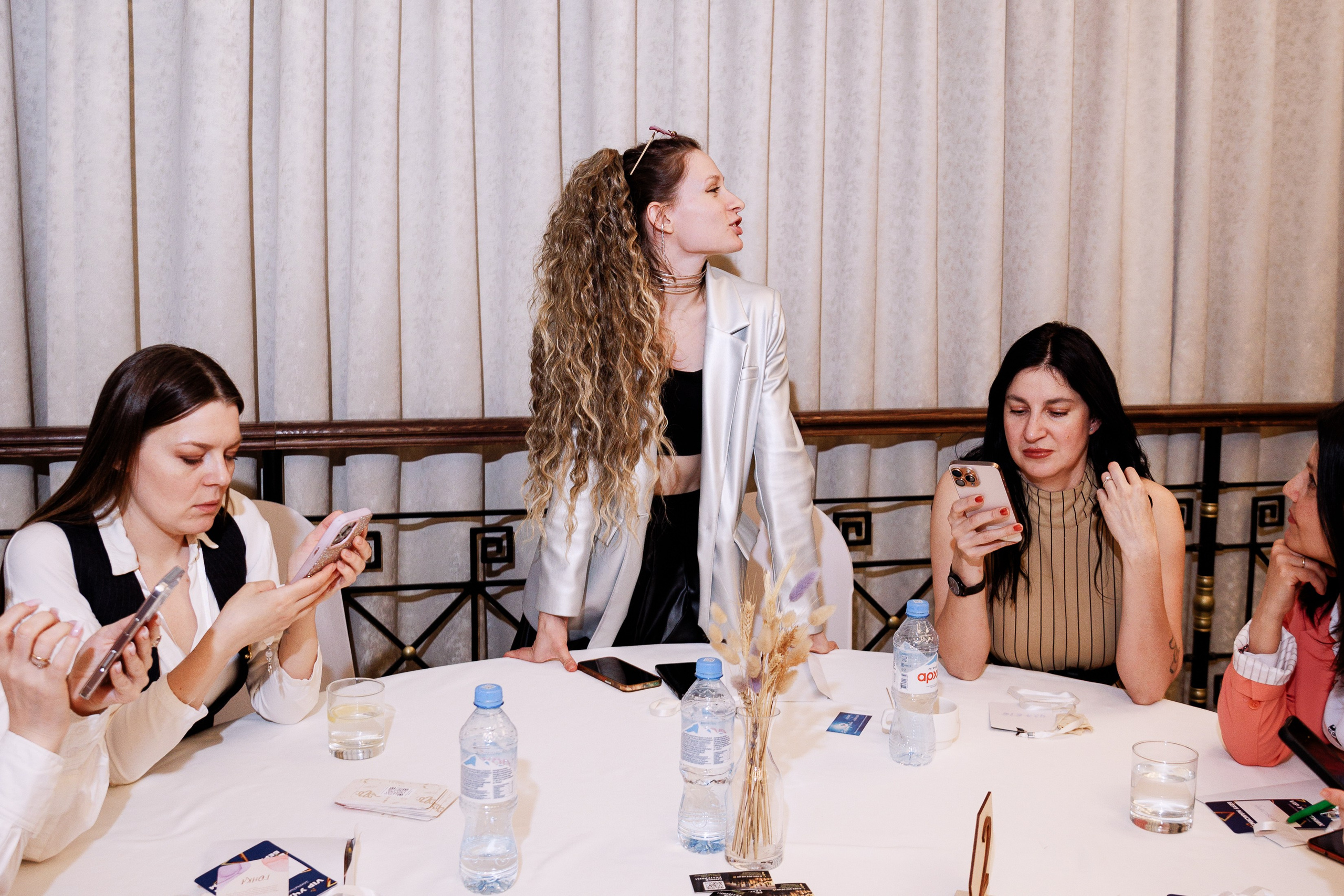 Закрытый нетворкинг. Фотограф Юлия Мальцева