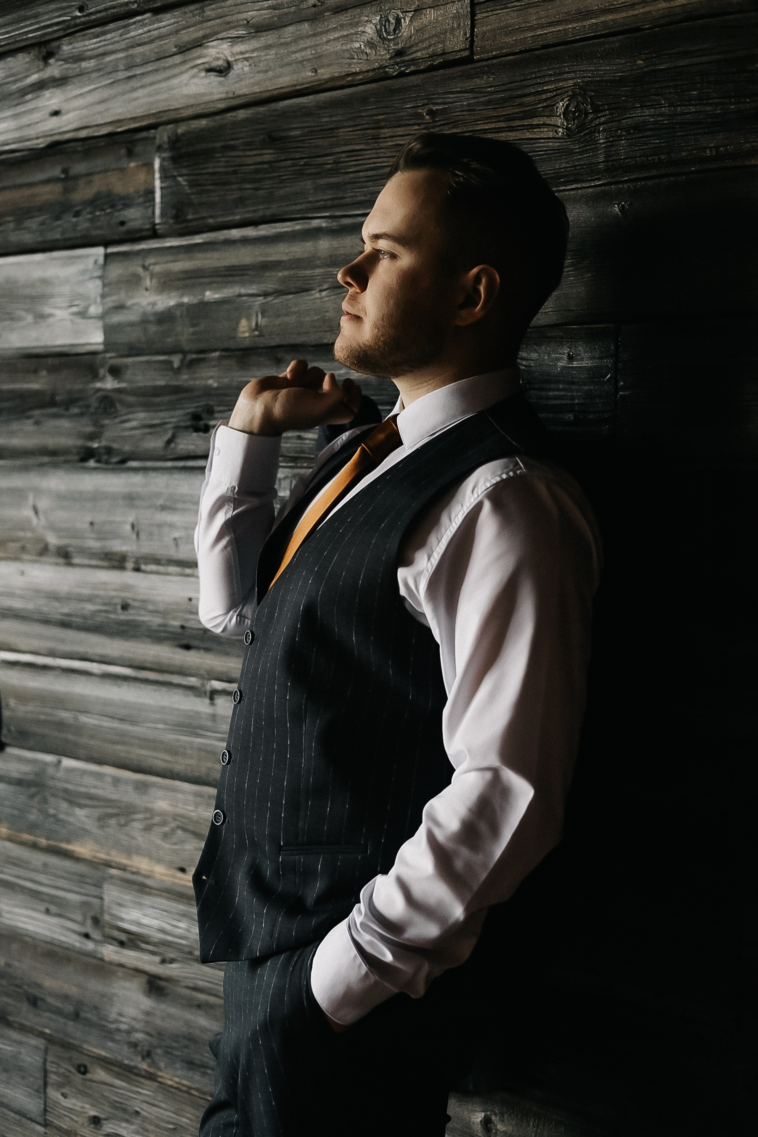 Даниил Вычегжанин. Фотограф свадебный, репортажный, индивидуальный, фото для маркетплейсов, брендов, автосалонов