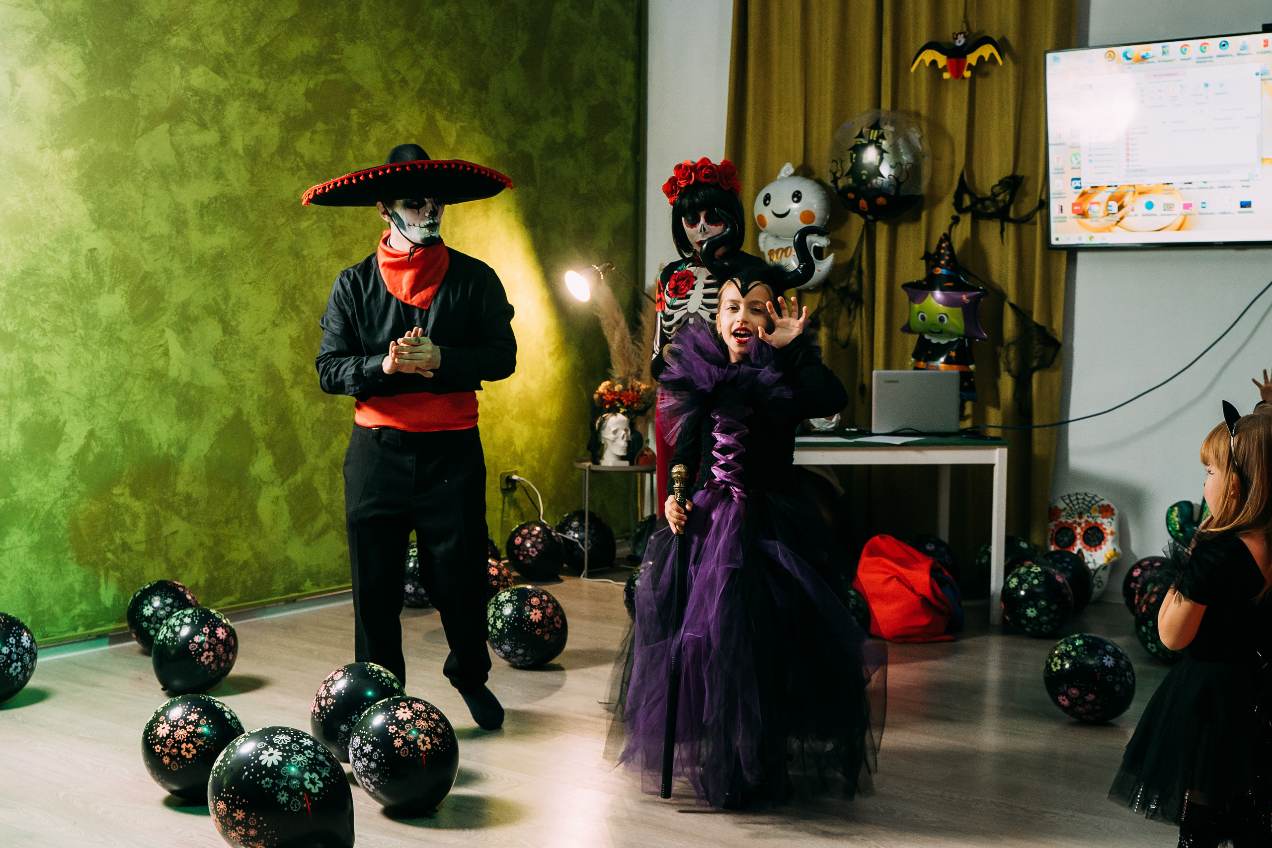 Вечеринка Хэллоуин в студии Green Family. Свадебный фотограф Кирилл Зейналов, Туапсе