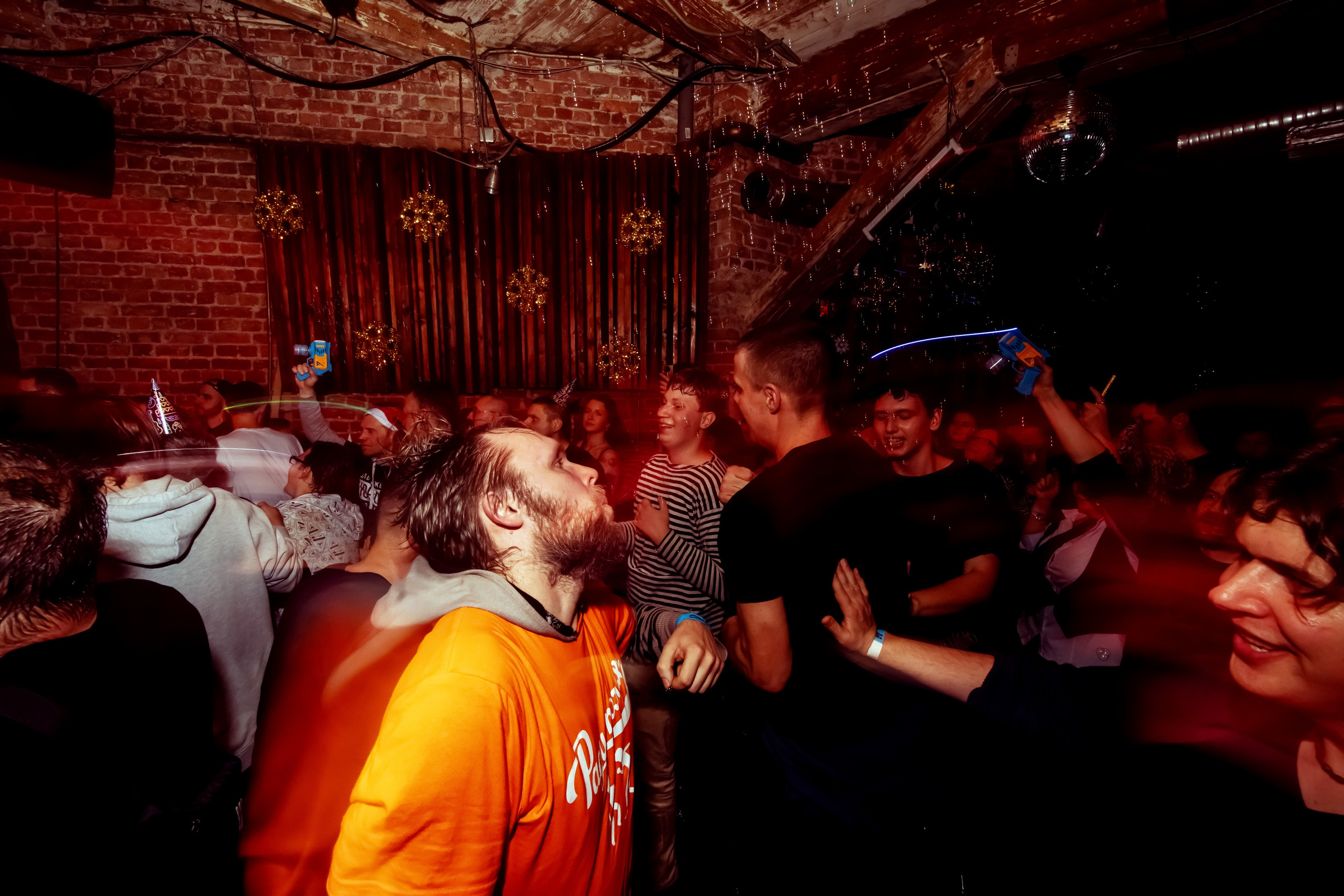 РАДИОПОМЕХИ. Фотограф Елена Богачева (lenalena_na_na_na)