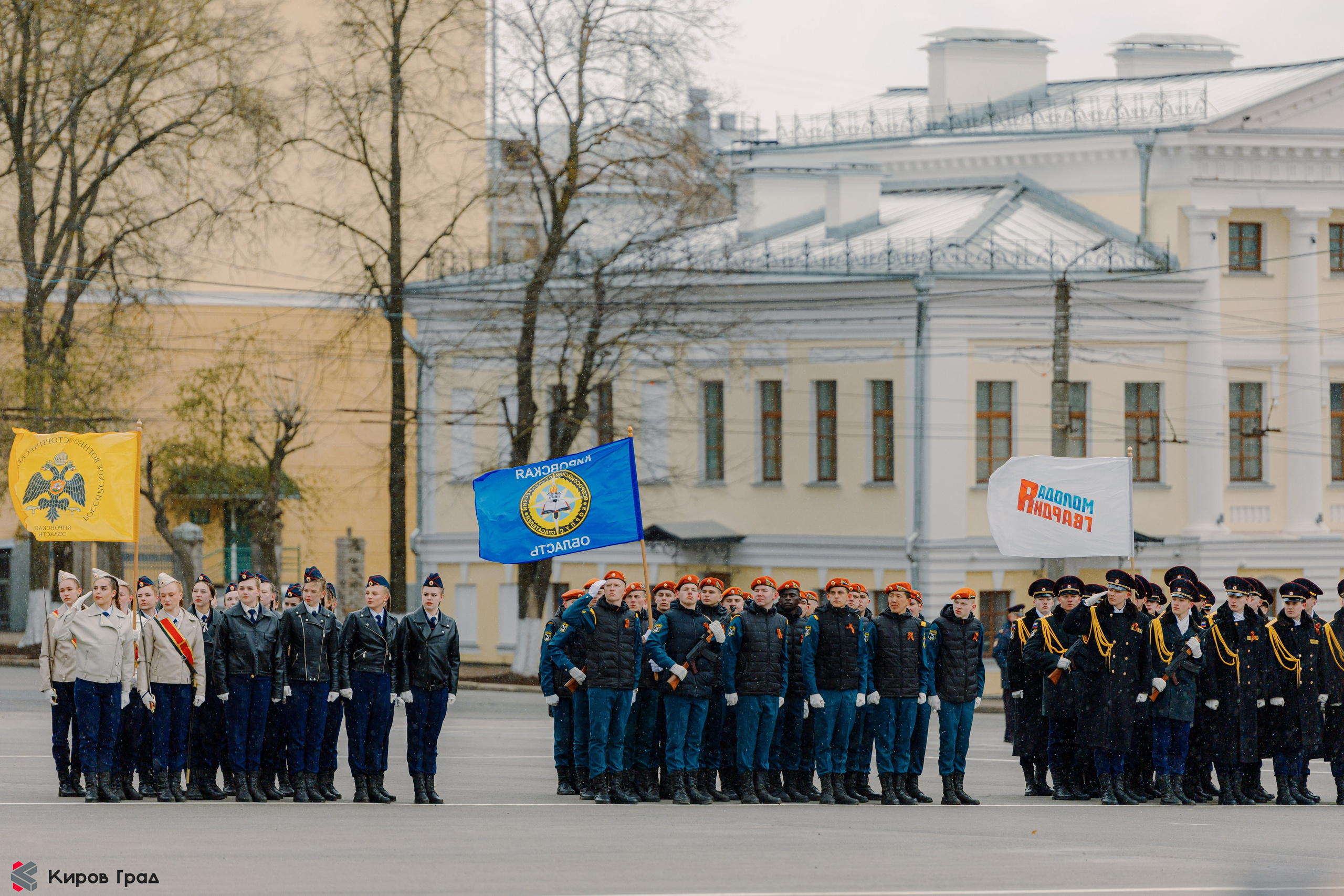 Парад победы 9 мая. Свадебный и репортажный фотограф Киров | Вадим Карпук