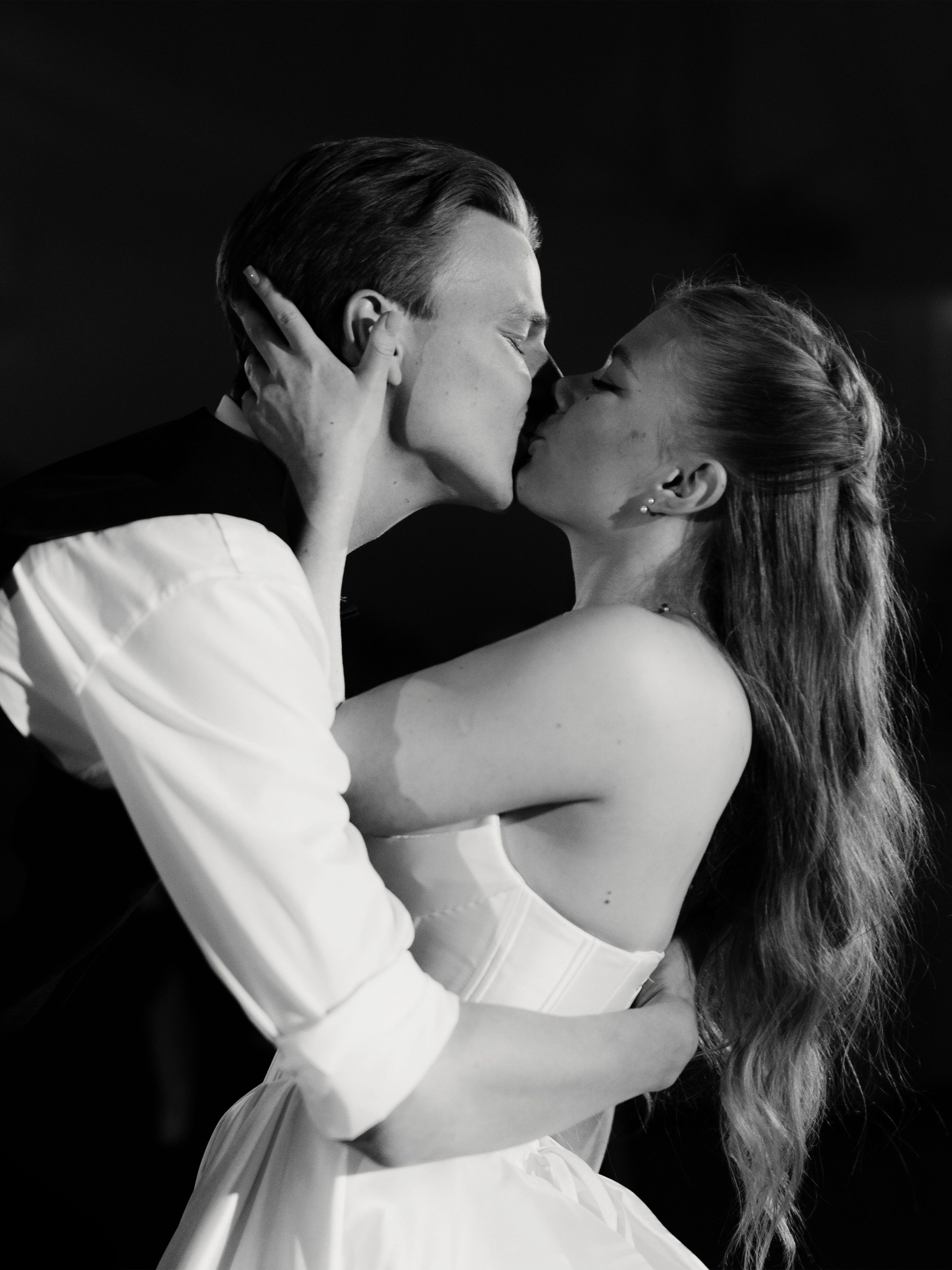 Like an ocean in your eyes. Свадебный и репортажный фотограф Киров | Вадим Карпук