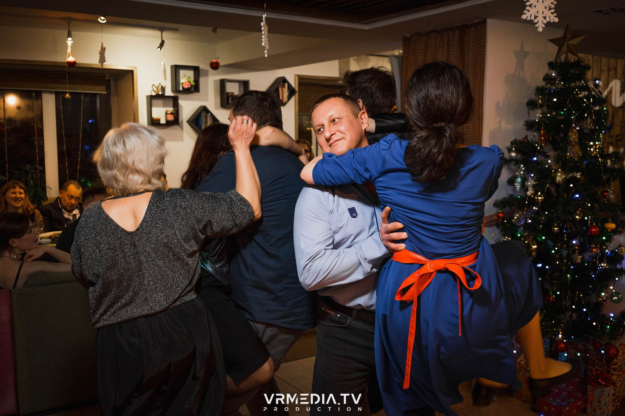 Новогодний вечер в кафе «кАмпот»