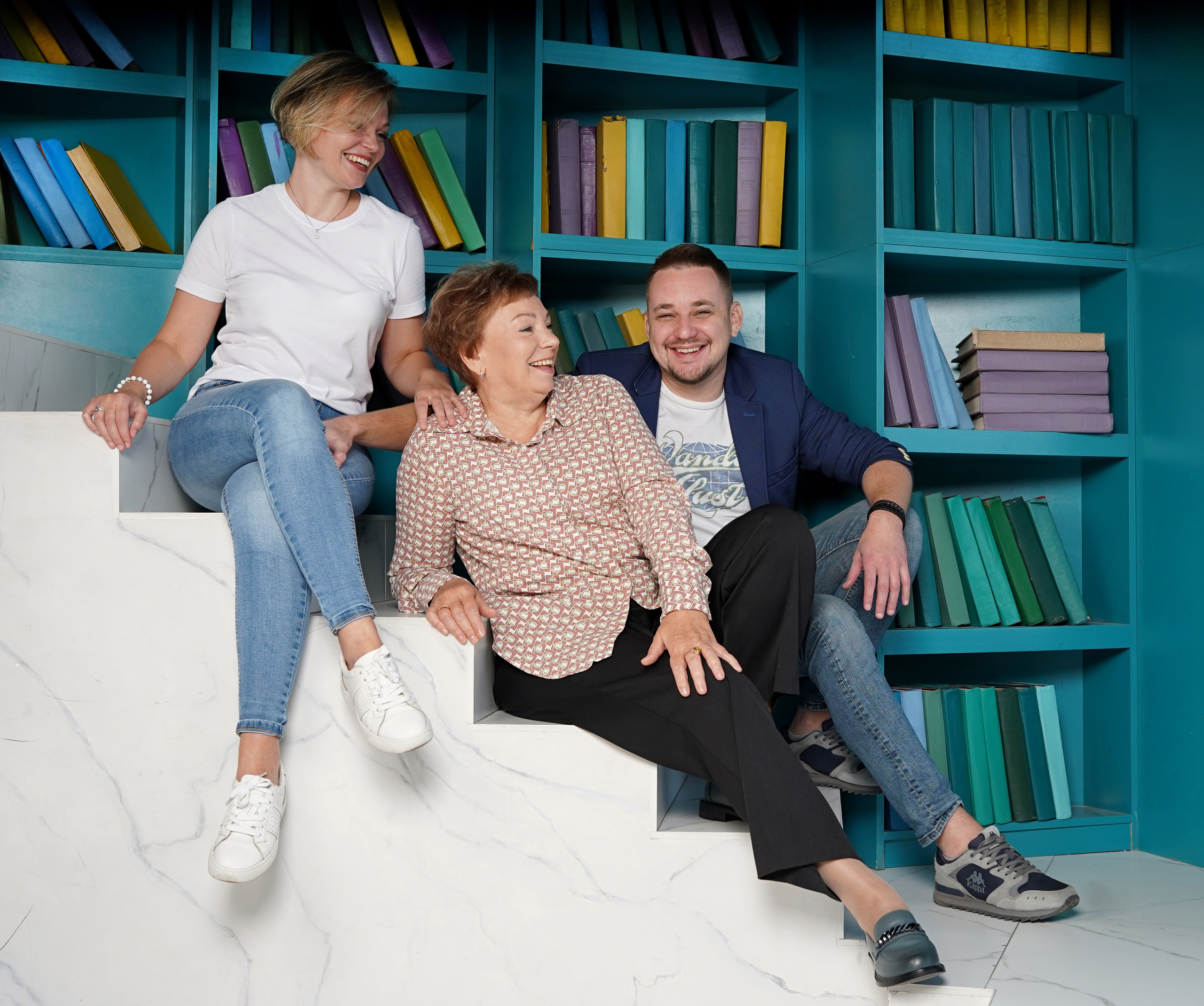 В библиотеке. Студийный и портретный фотограф в САНКТ-ПЕТЕРБУРГЕИрина Махаон