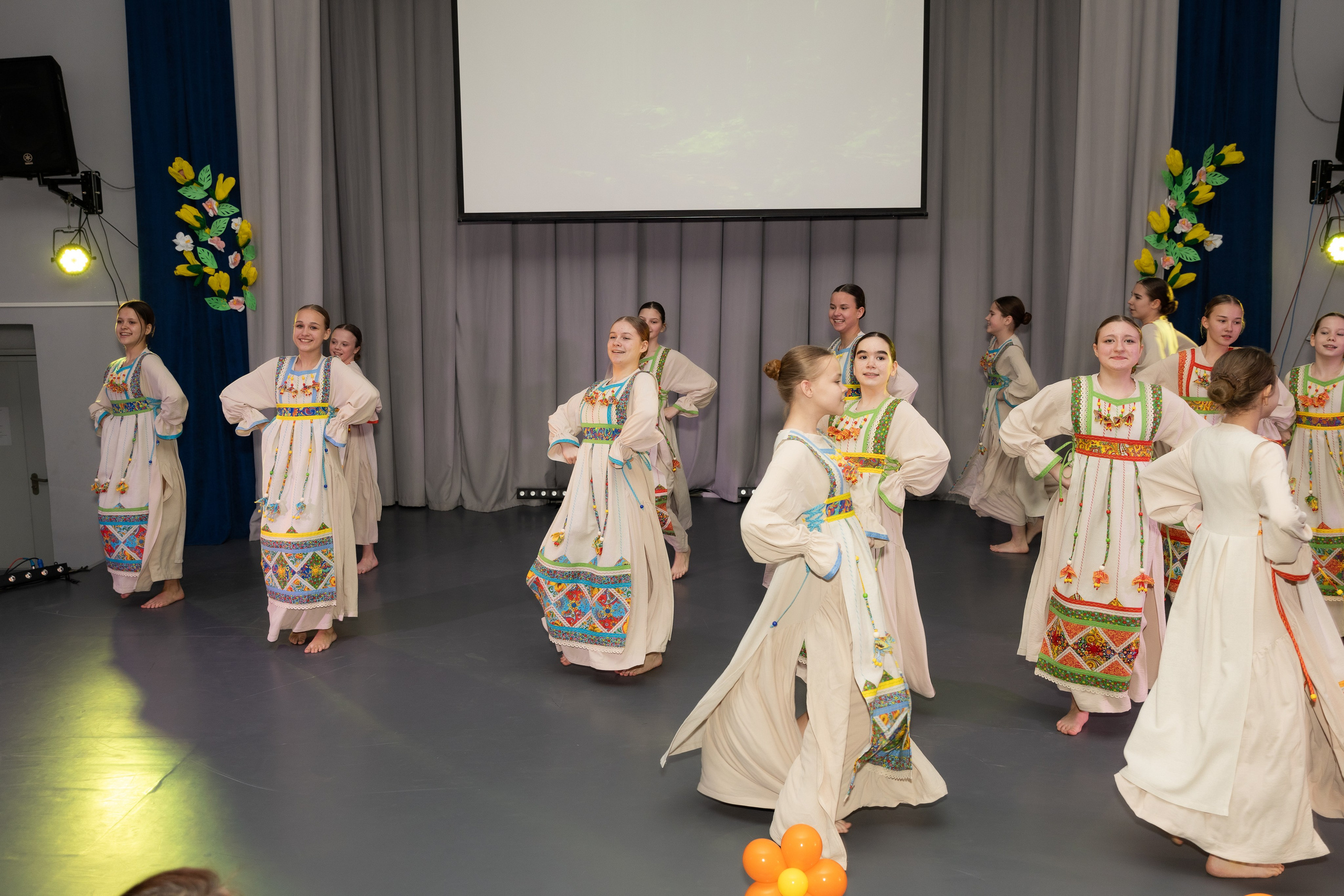Танцевальный коллектив. Рыжий Фотограф Иркутск