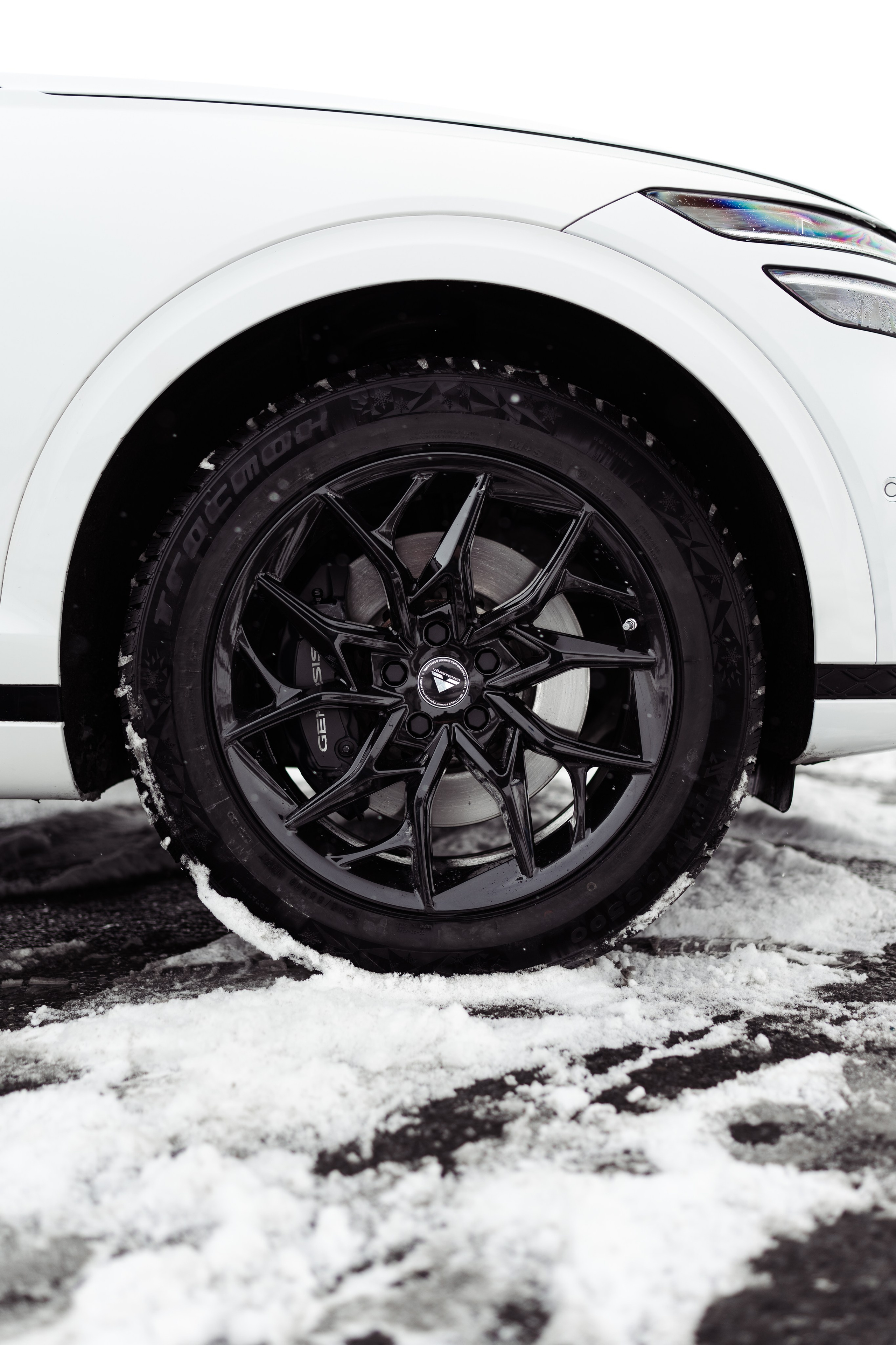 Genesis GV70 для rimzona. Фотограф в СПБ Алмаз Камаев