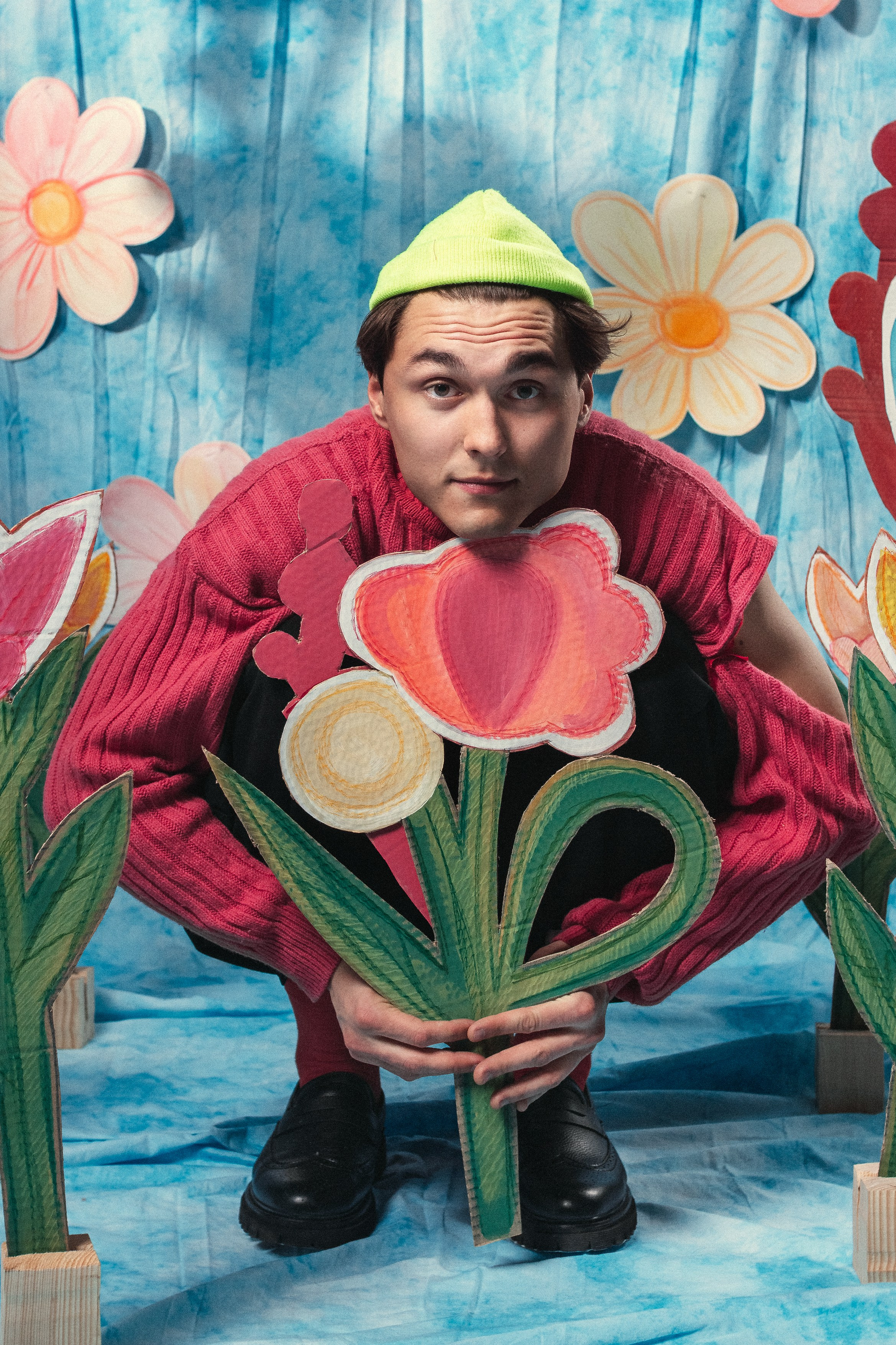 Картонные цветы. Светлана Аброщикова