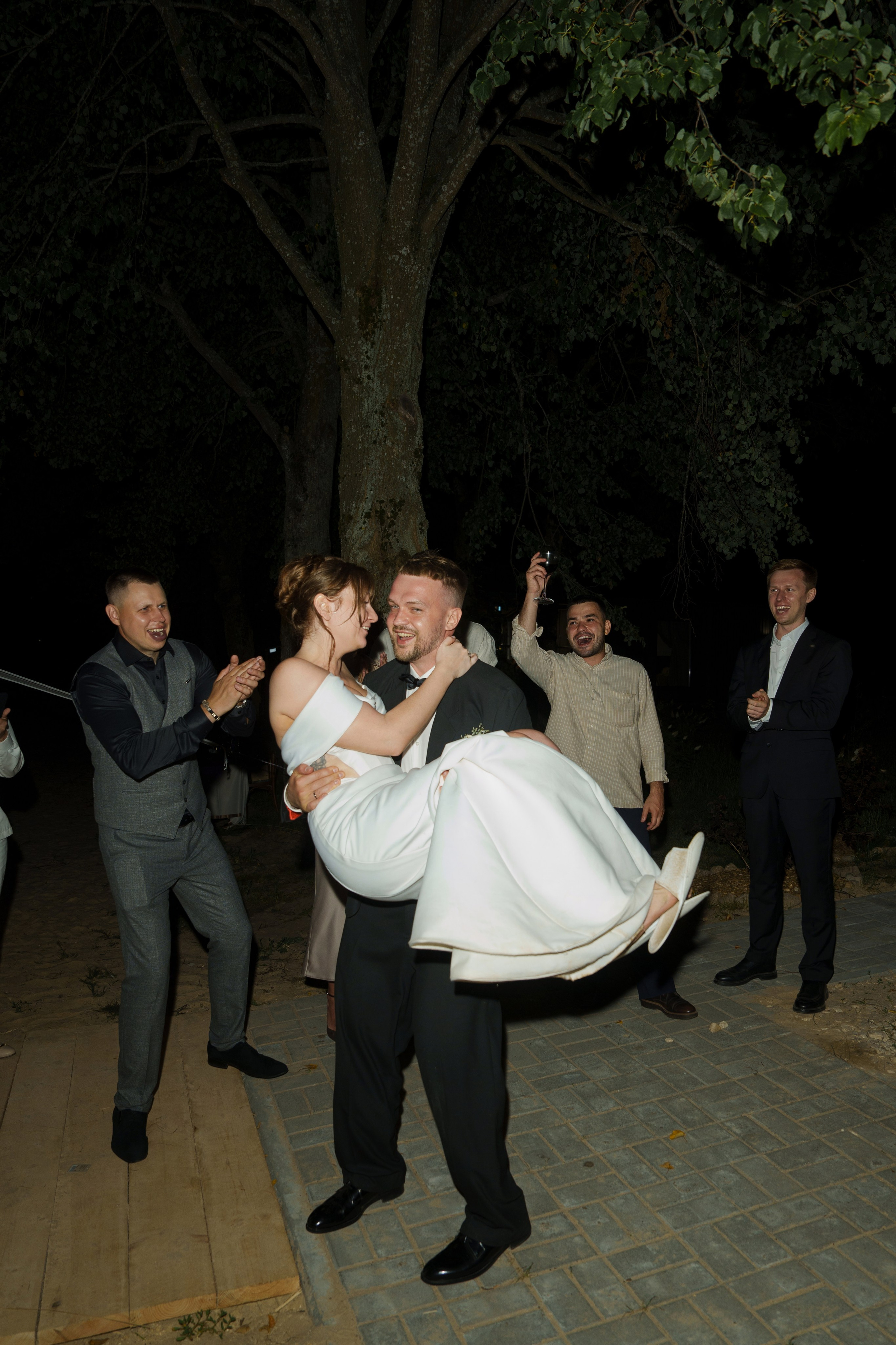 Михаил и Ольга (банкетная часть г. Брянск). Свадебный и репортажный фотограф Элина Козырьянова