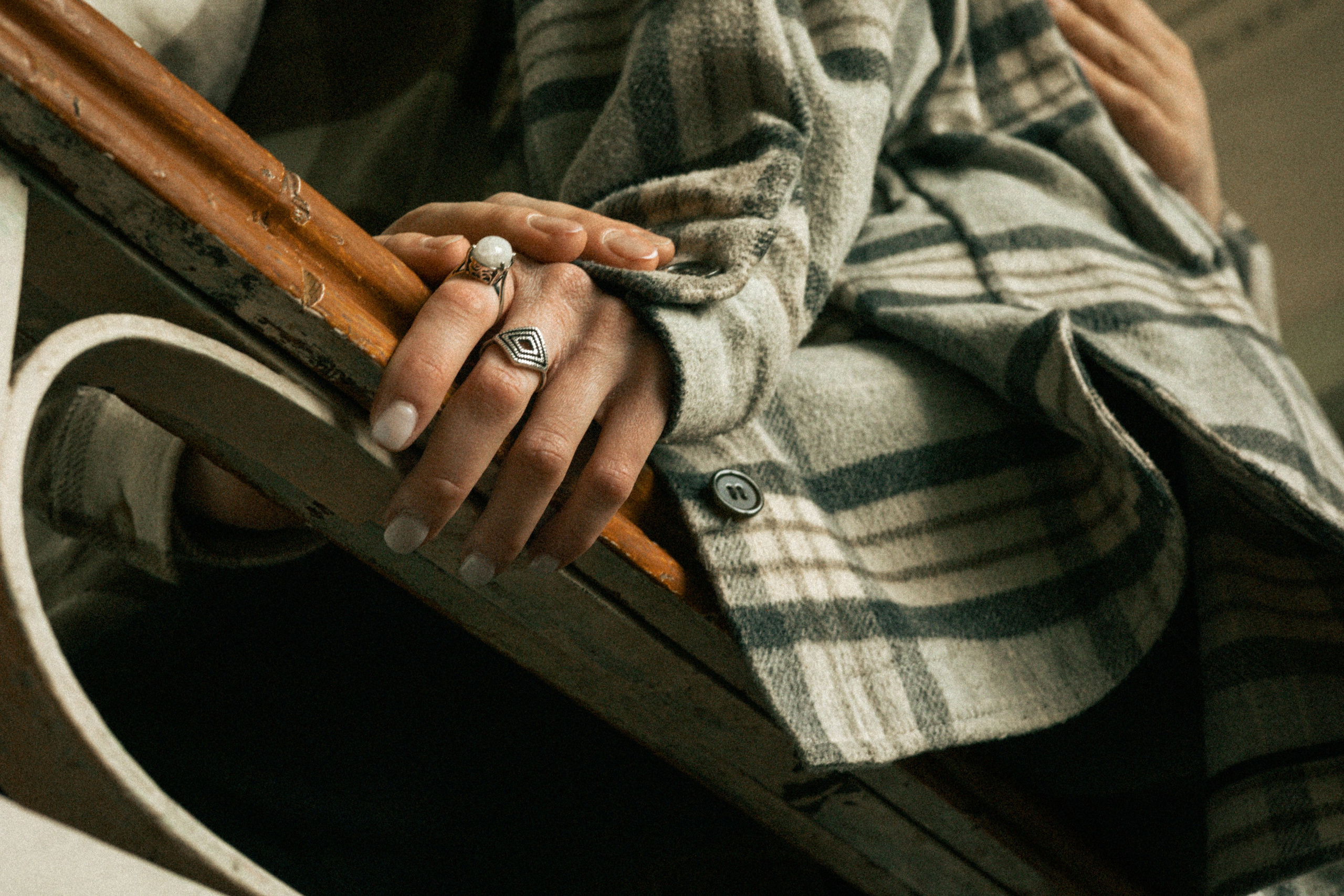 Твоя нагота всегда по погоде, надень и носи её ©Базар