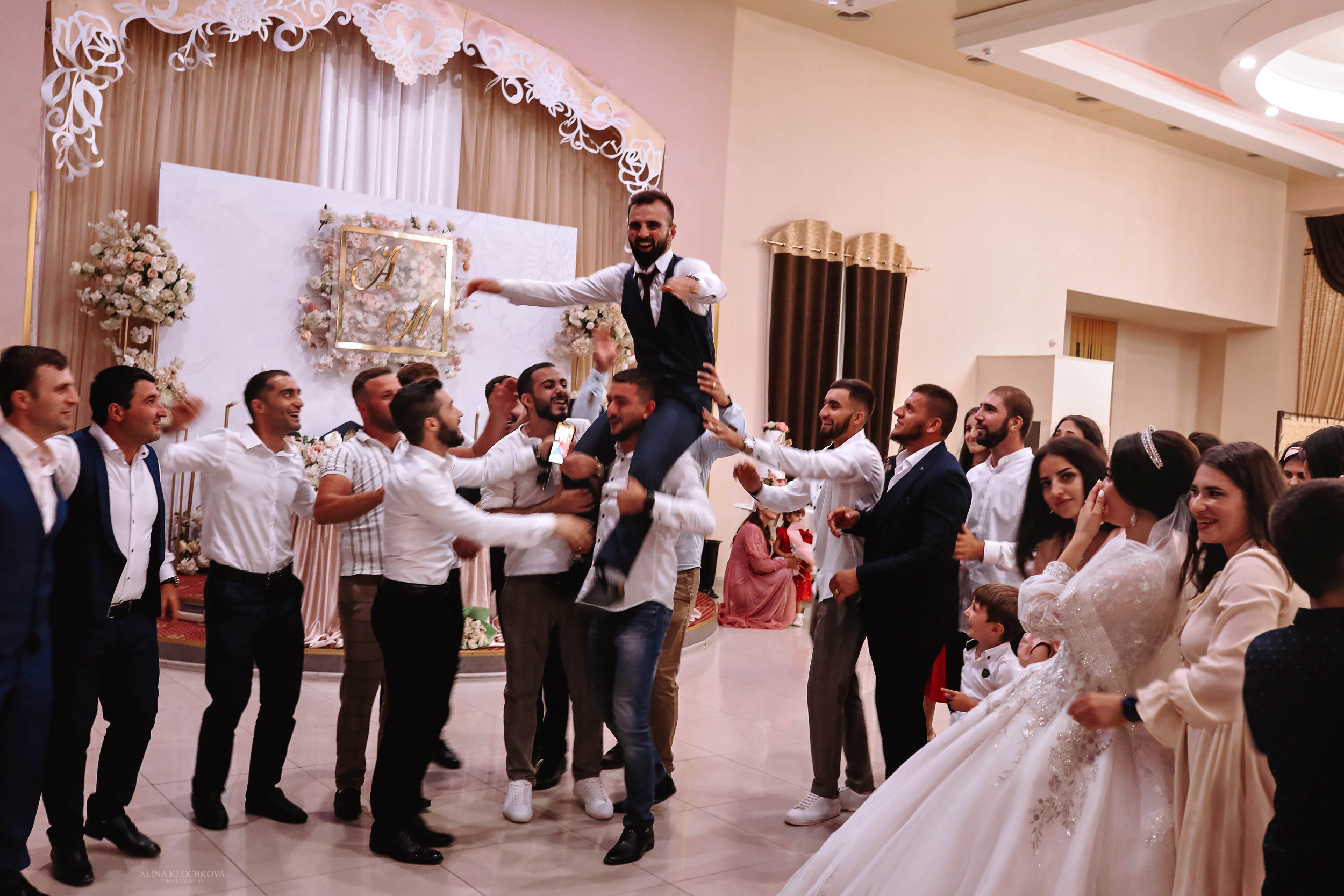 Мадина и Аслан. Фотограф в Ставрополе Алина Клочкова