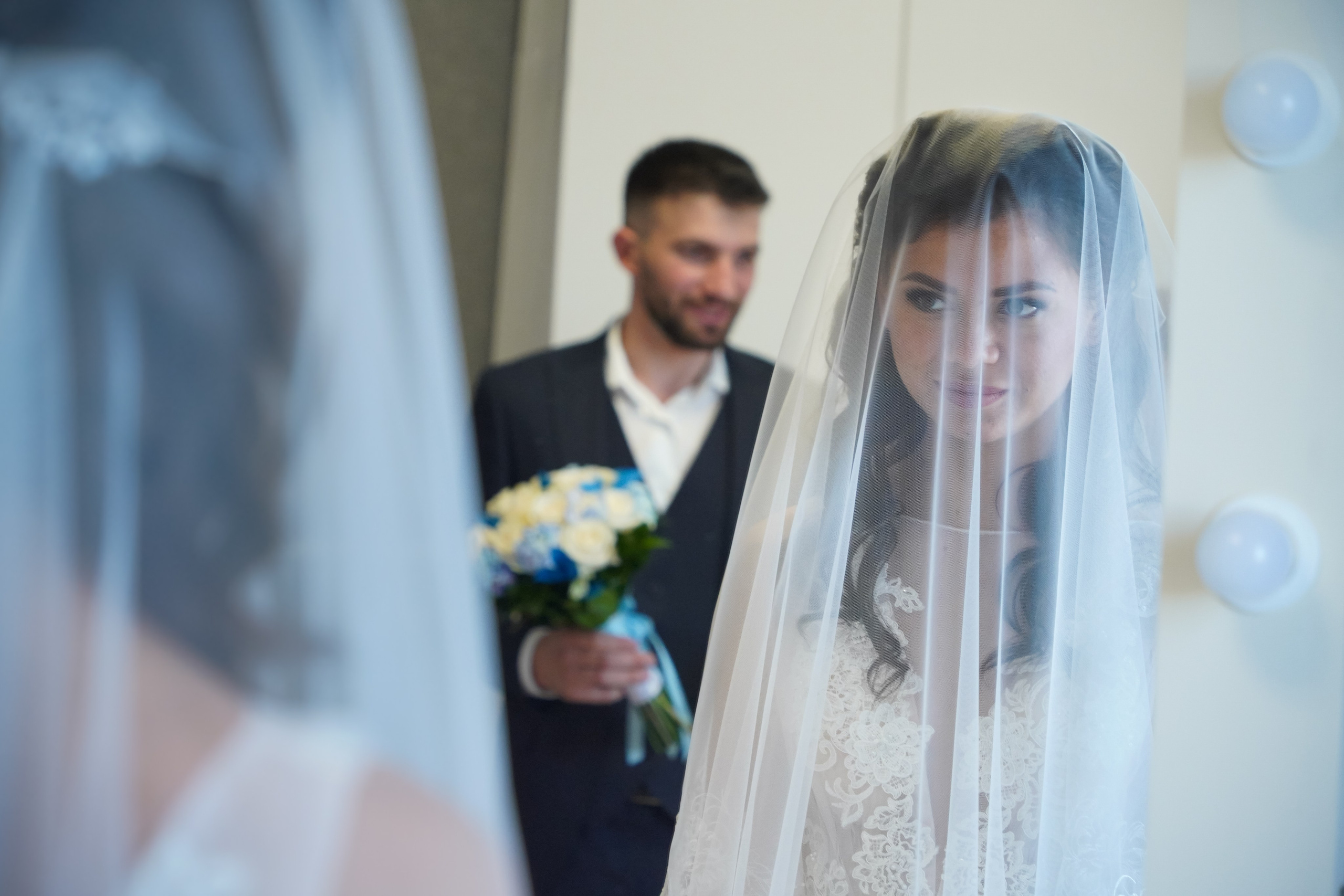 Ира и Ян. День свадьбы. Репортажный и интерьерный фотограф Александра Солдатова
