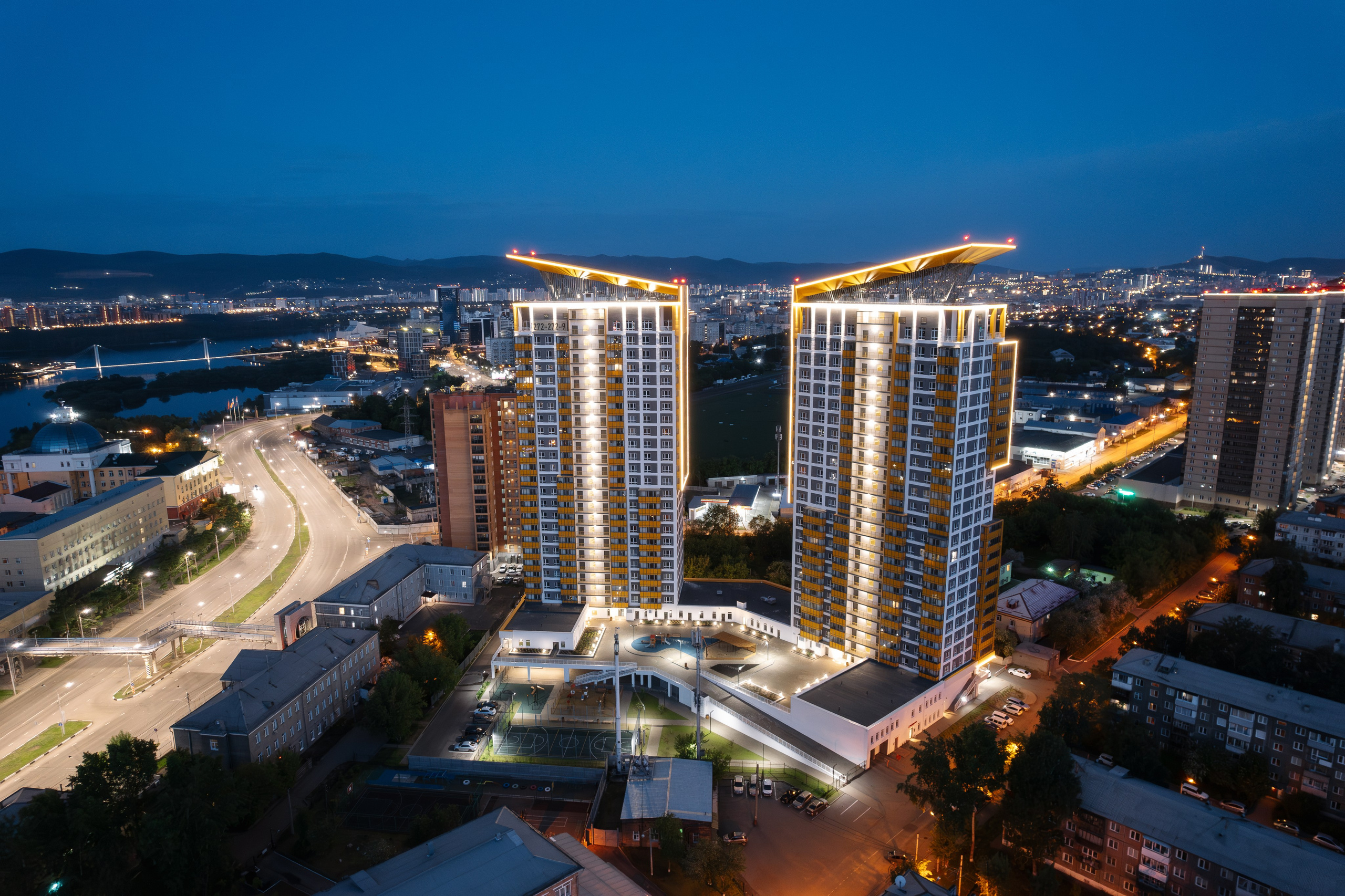 Жилой комплекс на улице Партизана Железняка. Репортажный фотограф Красноярск Алекс Чампакхам