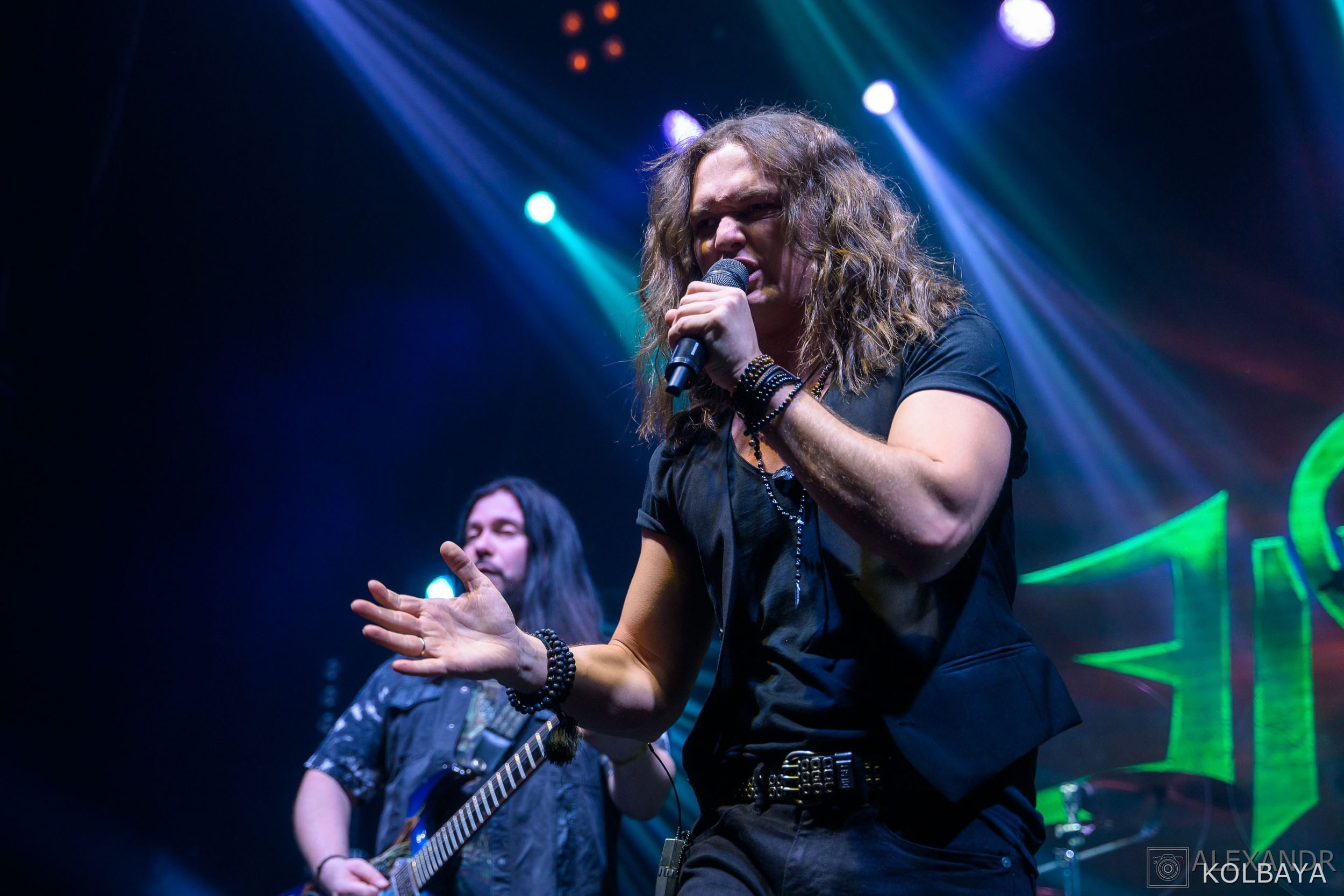 Эпидемии 29 лет — концерт в день рождения. Концертный и театральный репортажный фотограф в Москве Александр Колбая