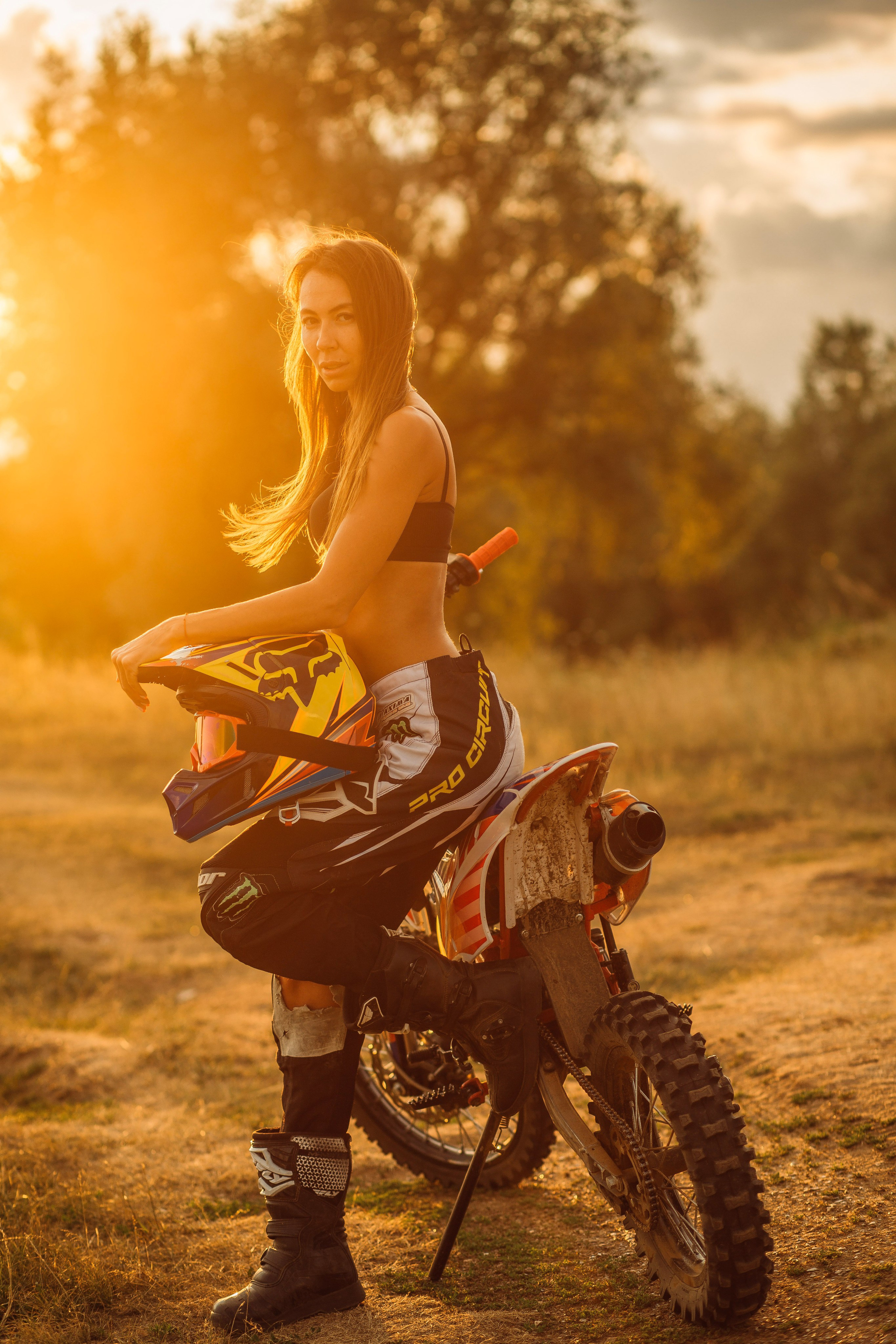 Женская съёмка. Многопрофильный фотограф в Санкт-Петербурге Светлана Вельгас