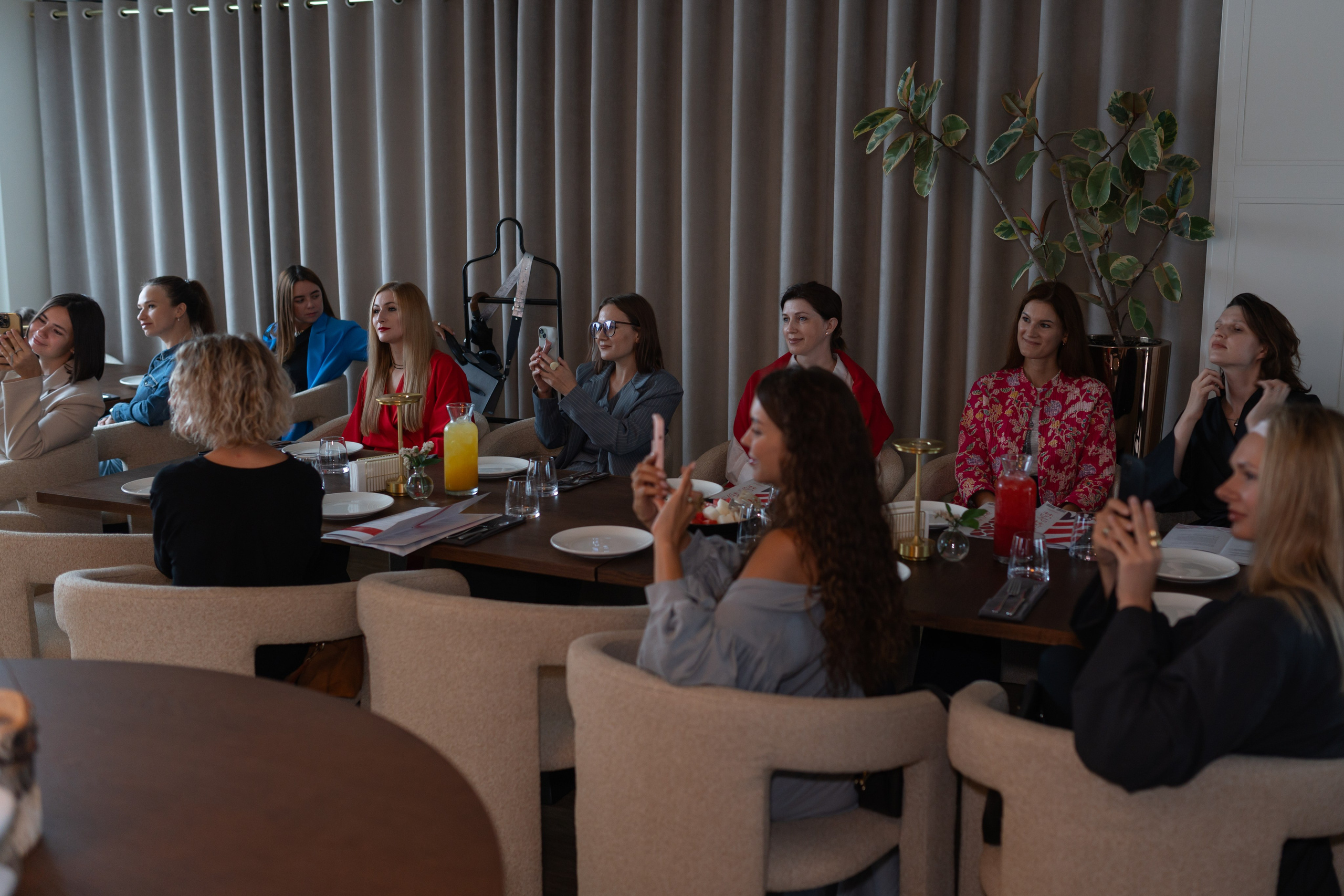 Лекция. Фотограф Островская Юлия