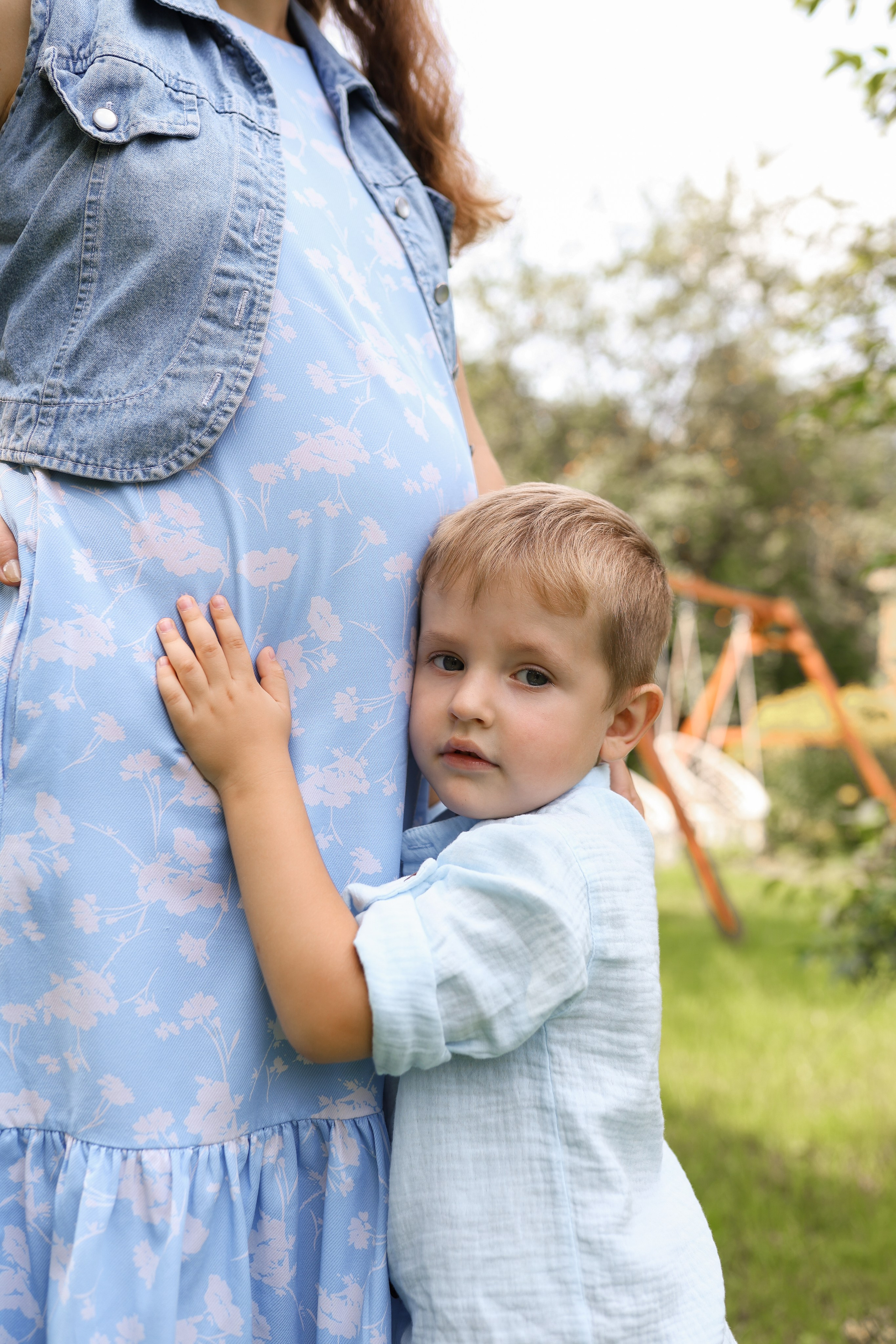 Фотосессия беременности в загородной студии Купавна. Фотограф в Железнодорожном и Балашихе