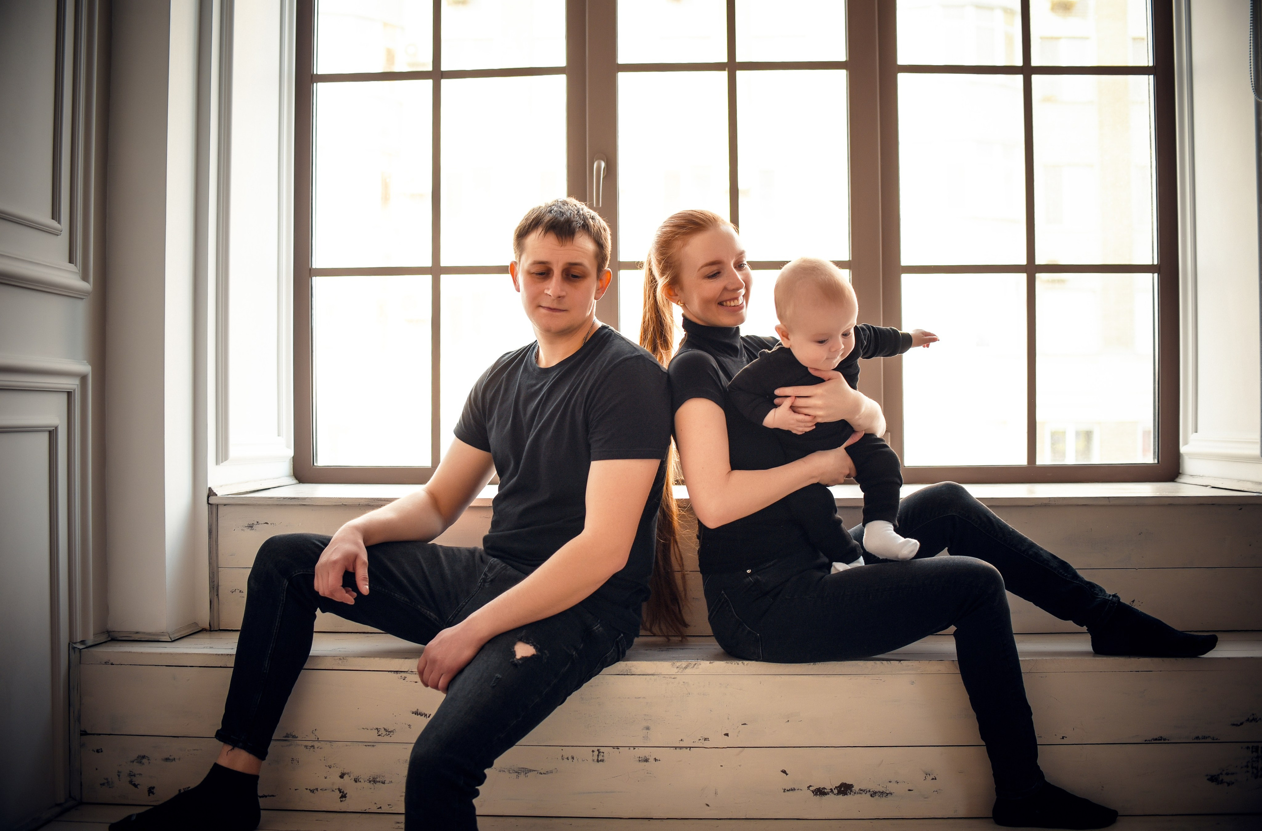 Семейная студийная фотосессия 3. Свадебный, семейный, детский, контент фотограф в Омске Максим Ильин