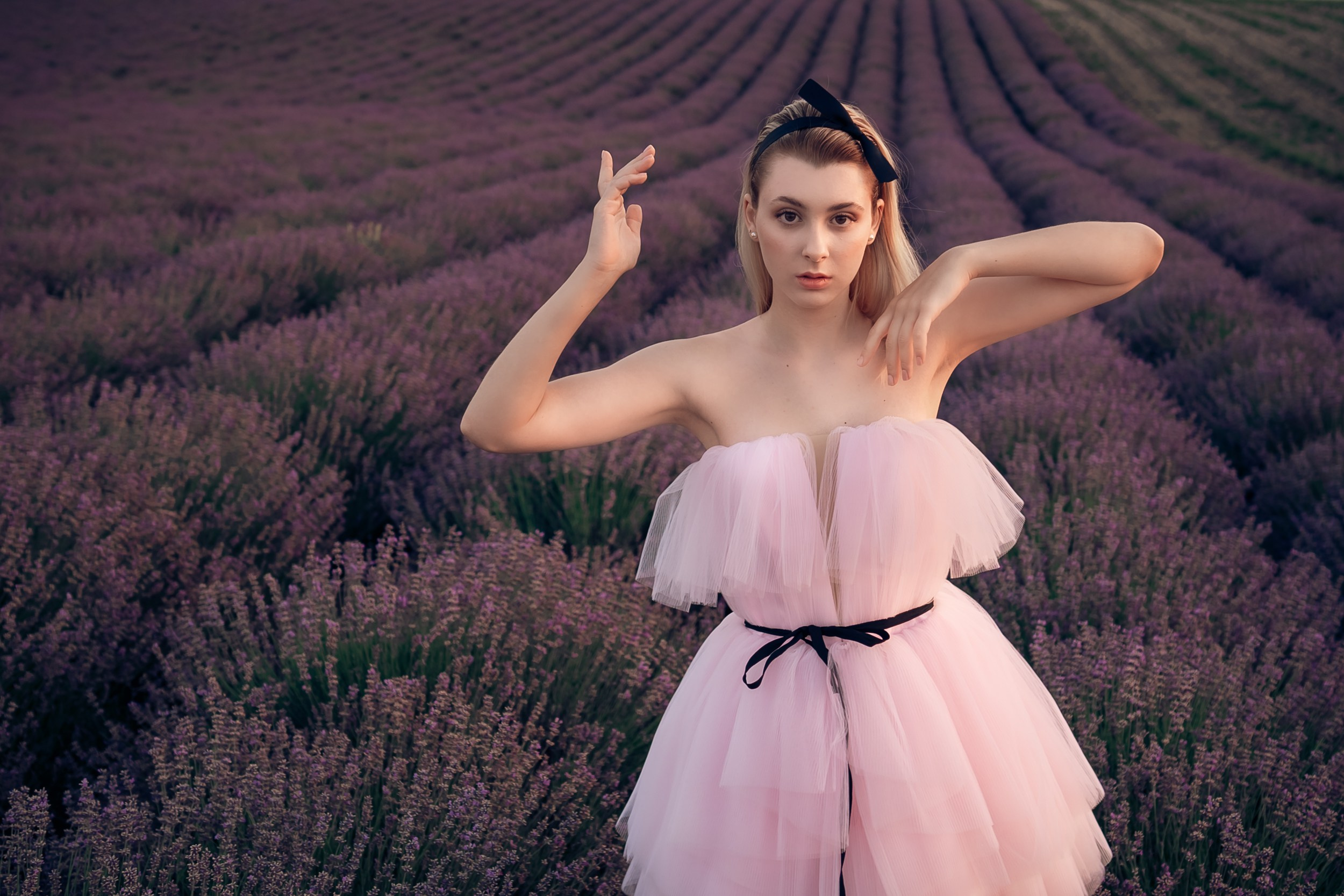Фотоистория в лавандовом поле. Церковный фотограф Севастополь
