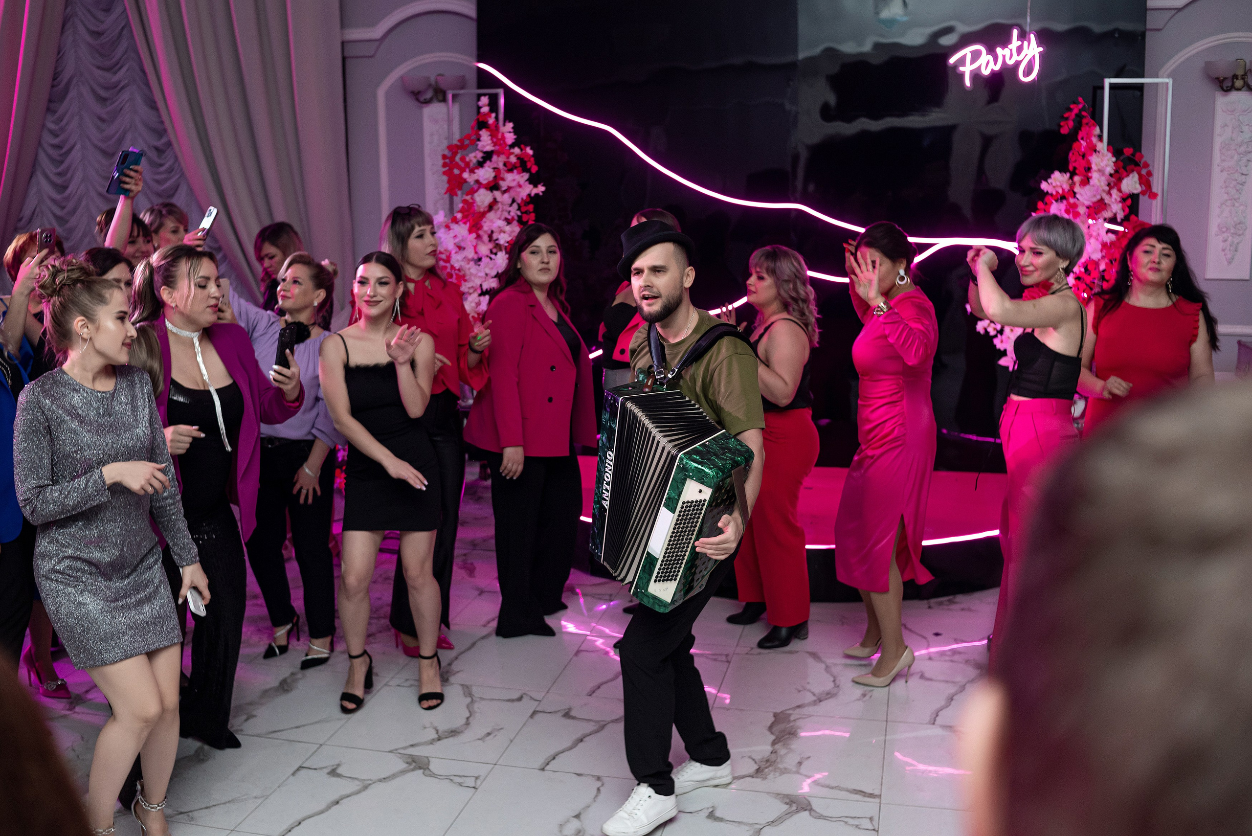 Девичник — 3. Бжицких Виталий — фотограф г. Ульяновск