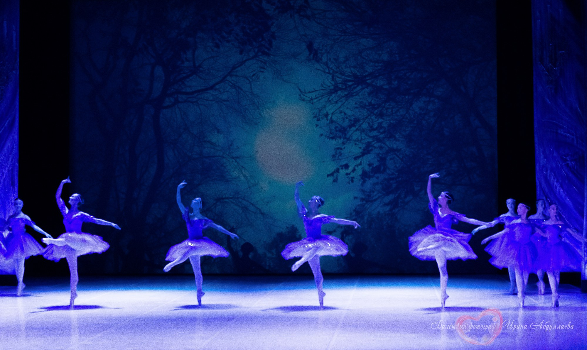 Хореографический колледж ЛЕДЯХ «Наставники»