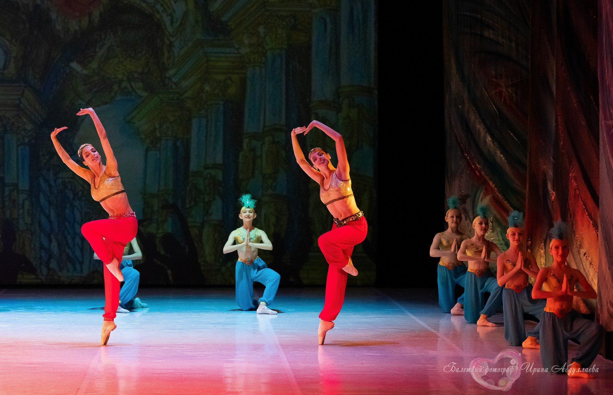 Хореографический колледж ЛЕДЯХ «Наставники»