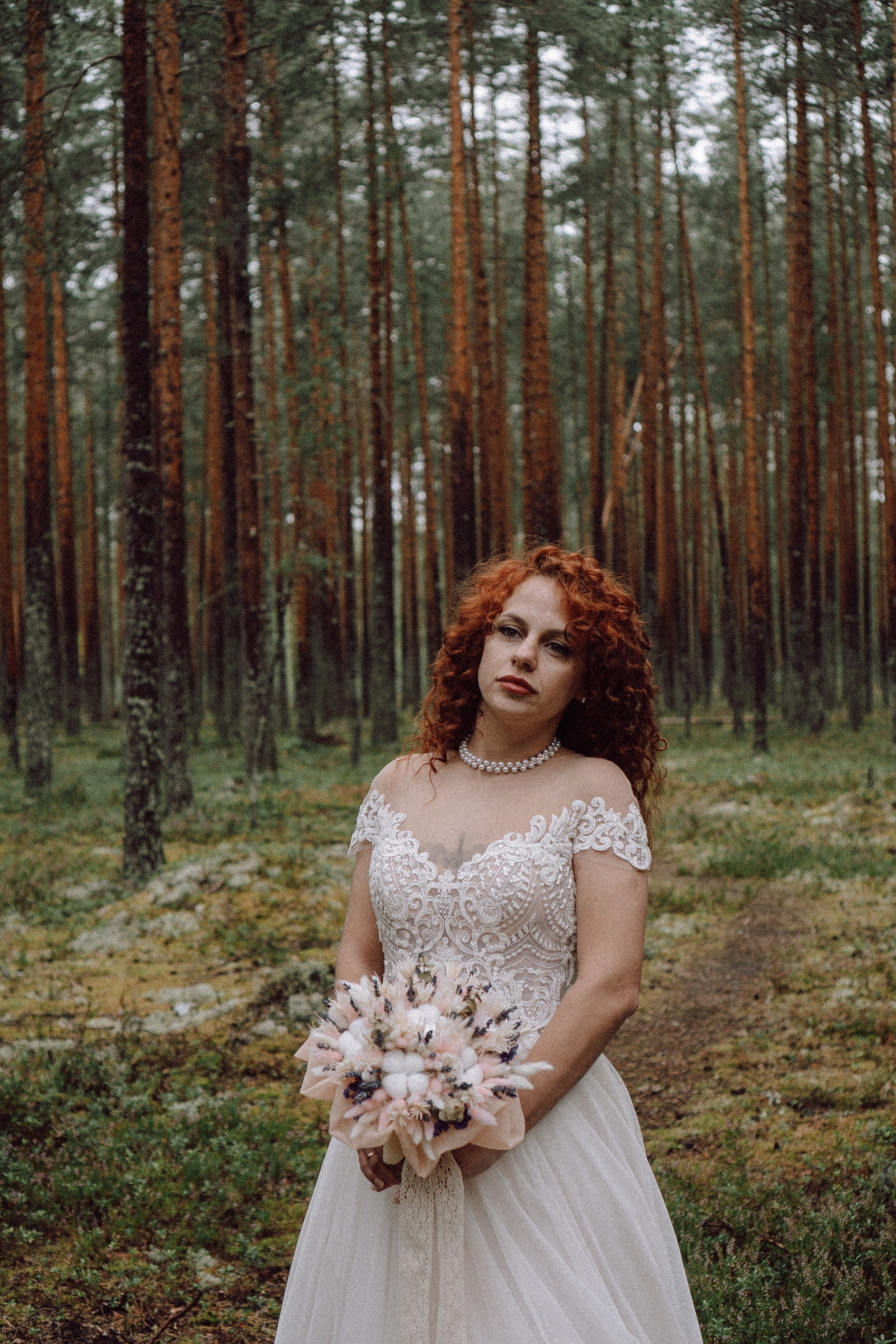 СВАДЕБНАЯ ФОТОСЕССИИЯ ПАРЫ В ГОРОДЕ ПРИОЗЕРСК В СОСНОВОМ ЛЕСУ И С ПИКАПОМ. Профессиональный фотограф, Санкт-Петербург — Виктория Богомолова