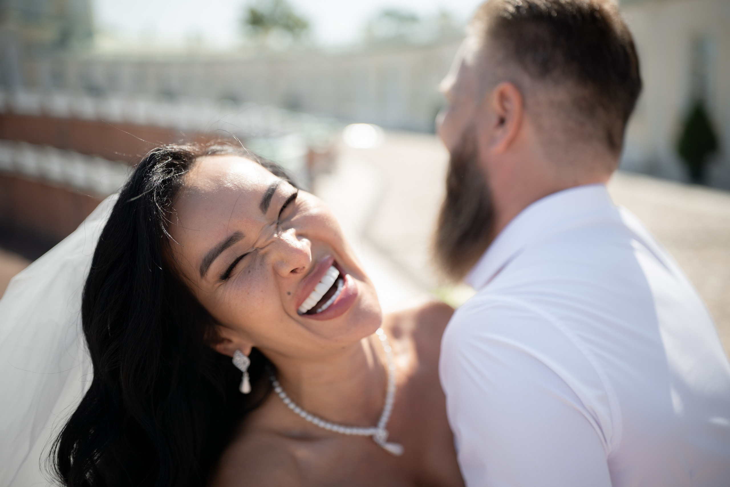 Красивые места для свадебной фотосессии летом в Санкт-Петербурге. Свадебный фотограф Александр Невский в Санкт-Петербурге