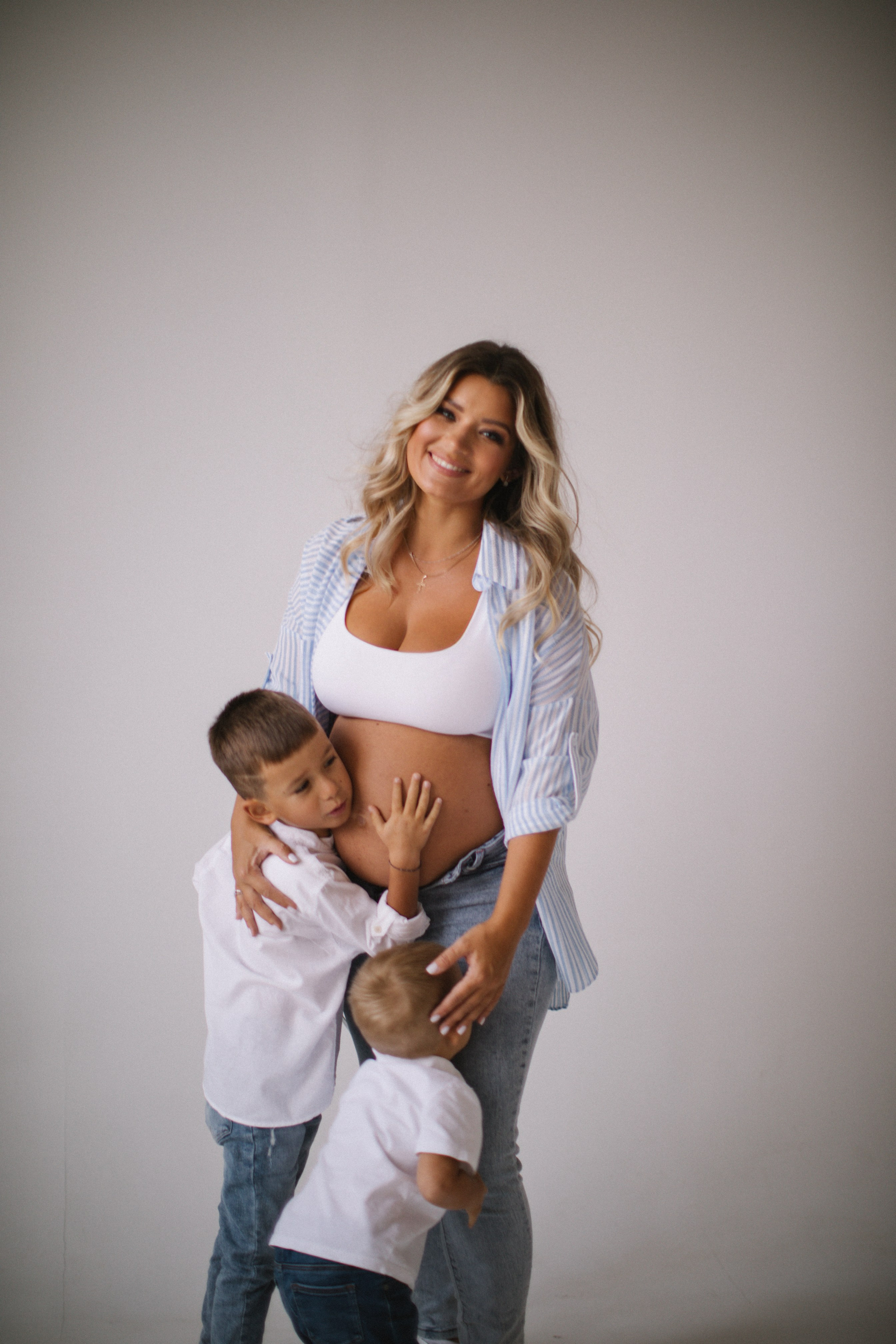 Катя со своими мужчинами🤍. Фотограф в Нижнем Новгороде