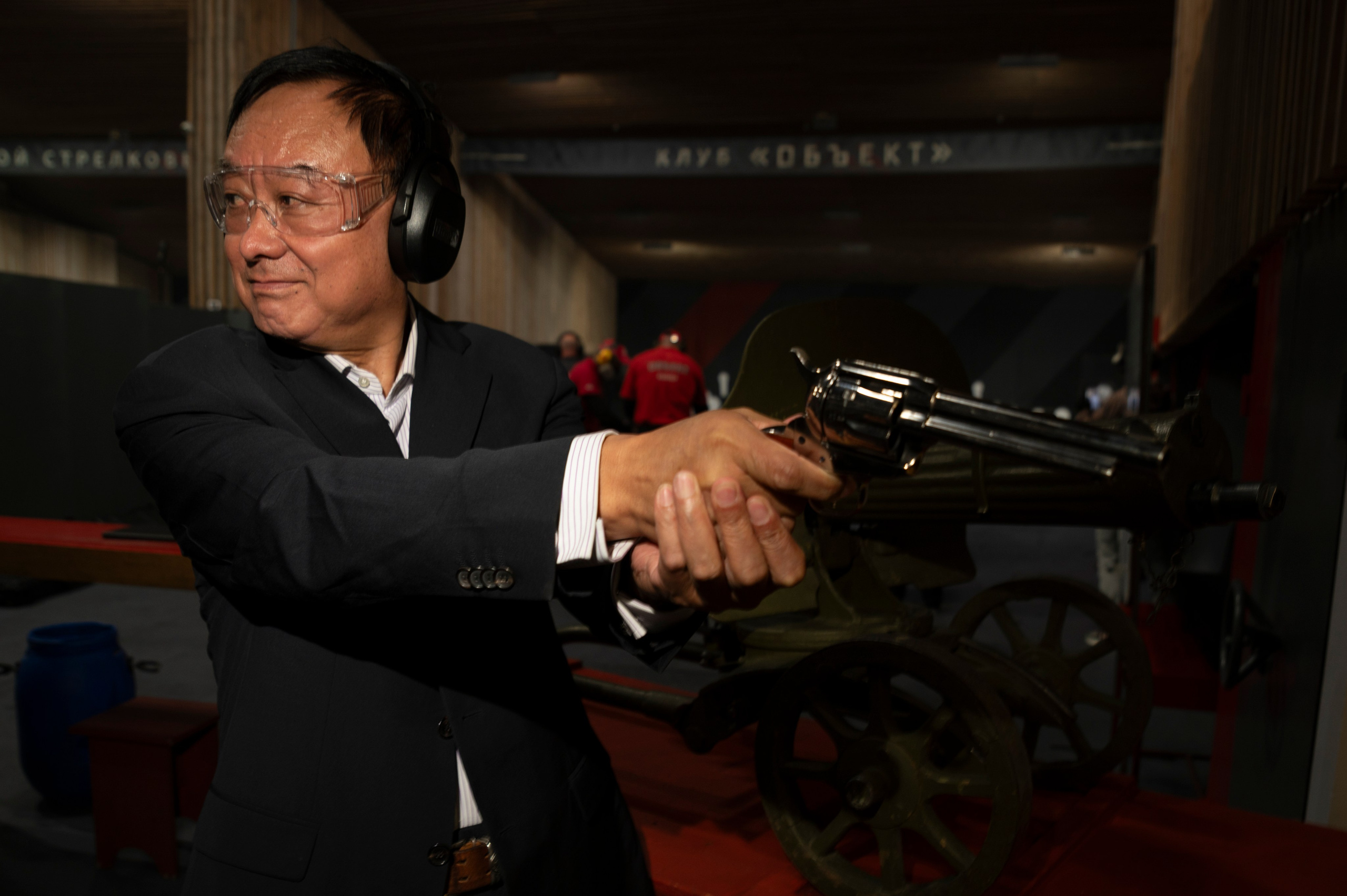 Фоторепортаж из стрелкового клуба «Объект». Фотограф Роман Адлер