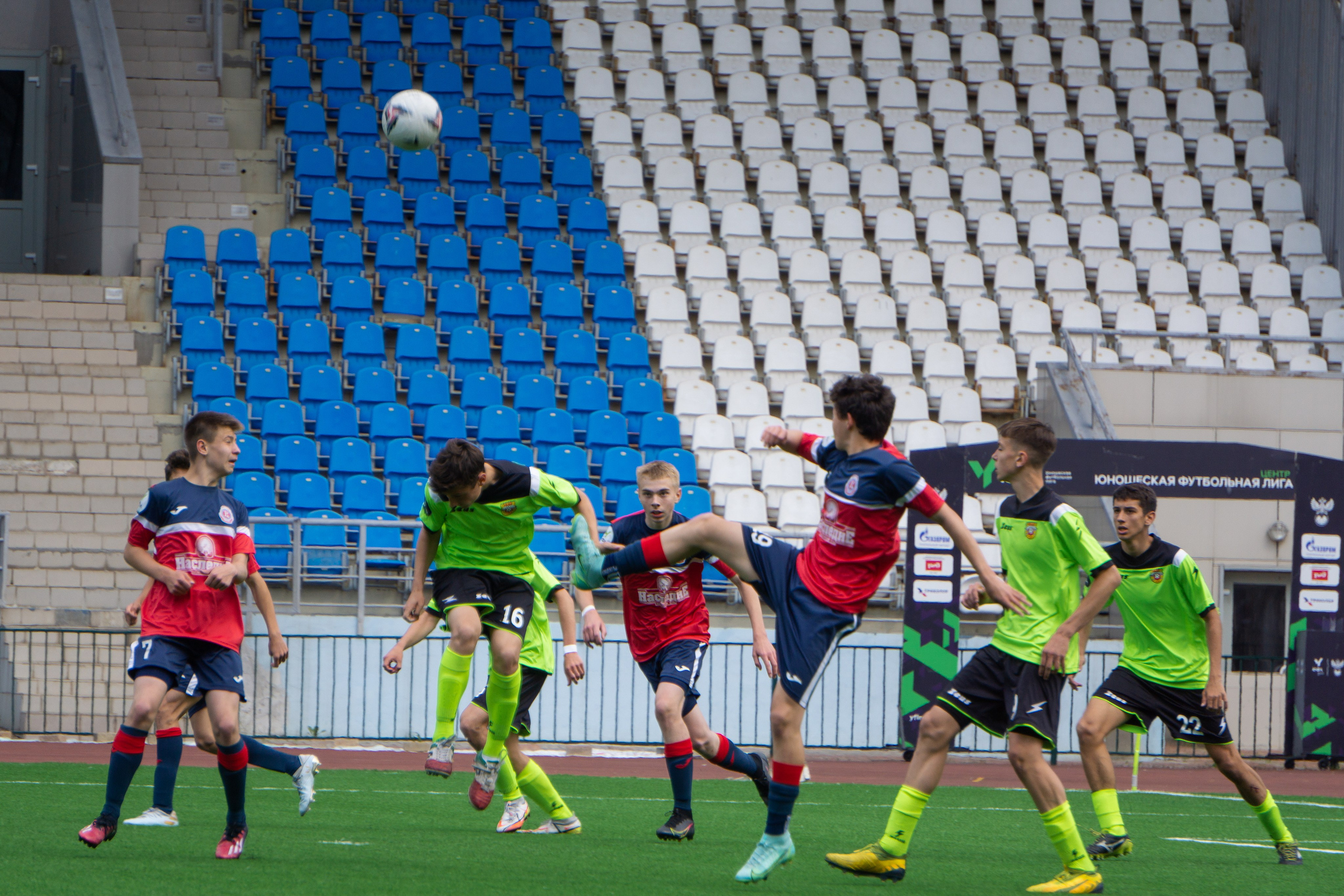 Юношеская Футбольная лига. Yaratezza production